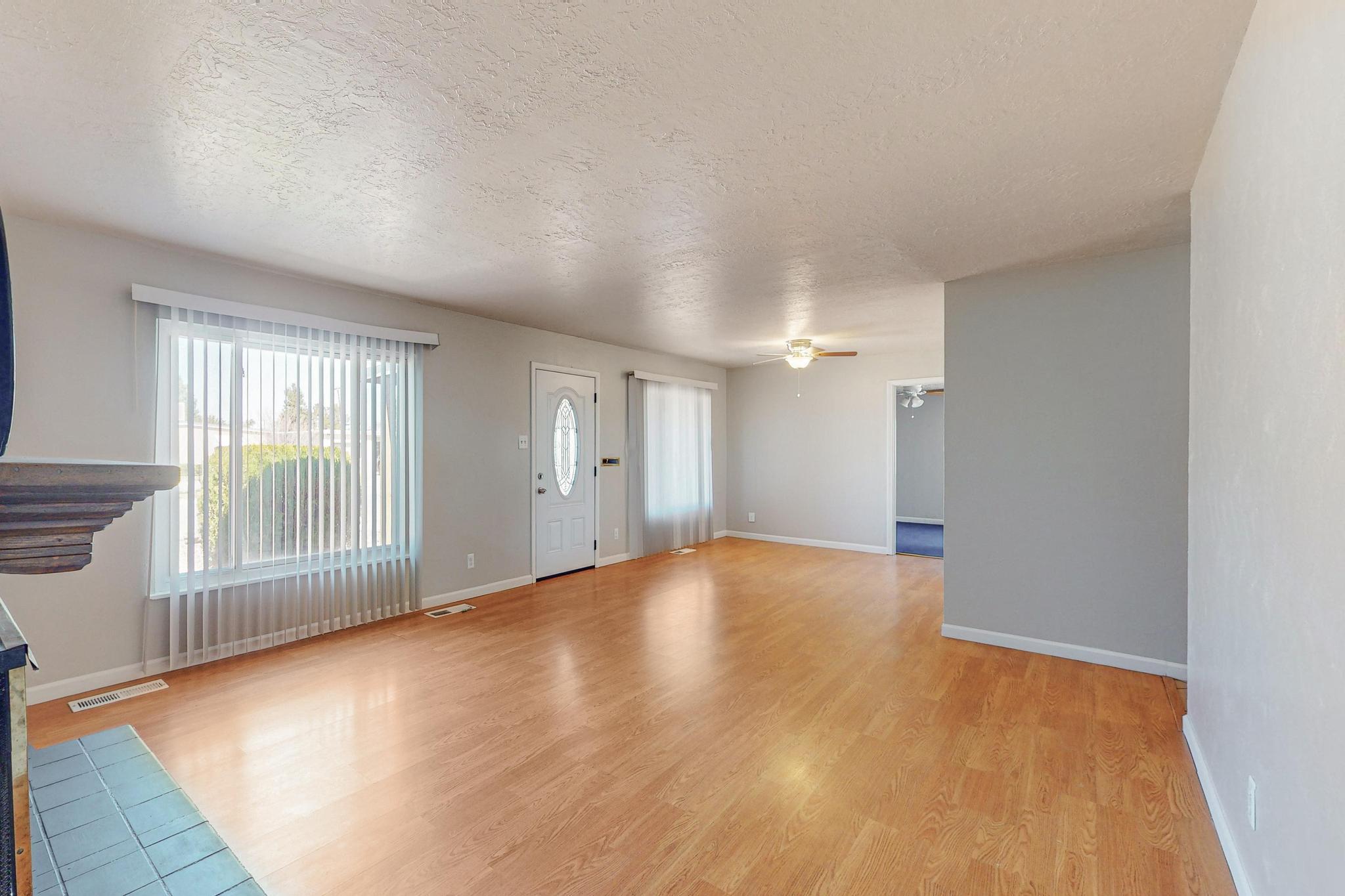 5016 Palo Duro Avenue NE