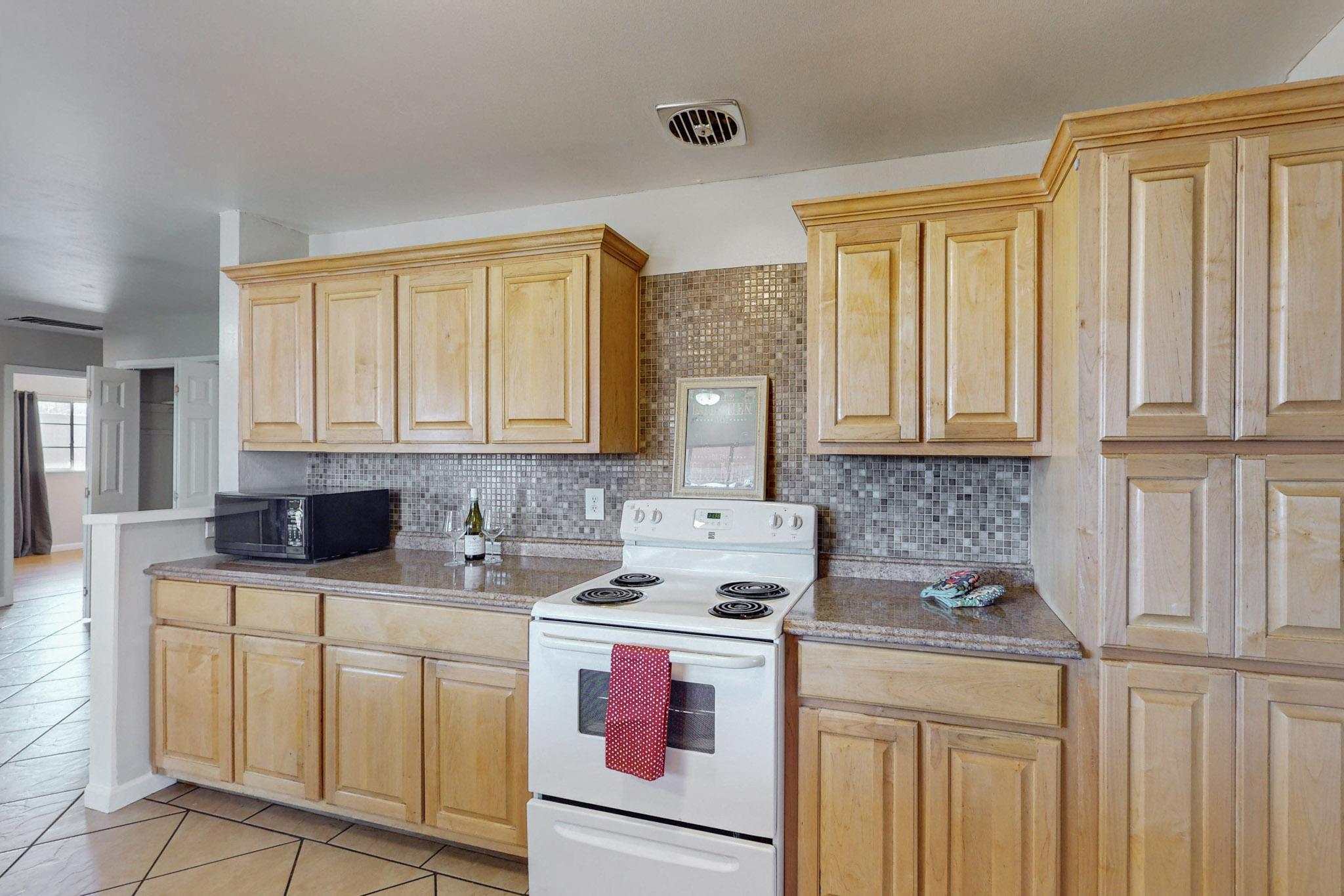 5016 Palo Duro Avenue NE