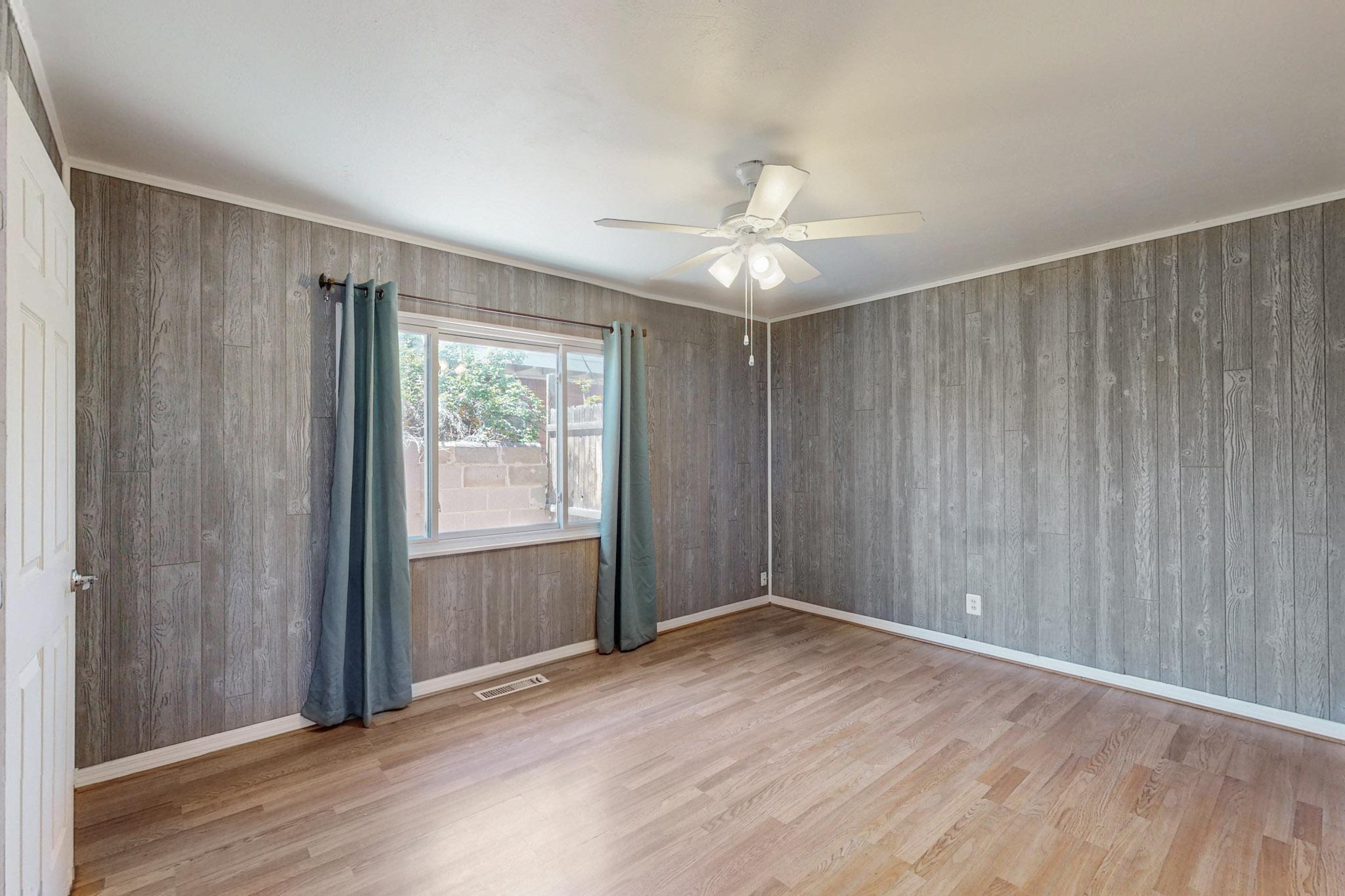 5016 Palo Duro Avenue NE