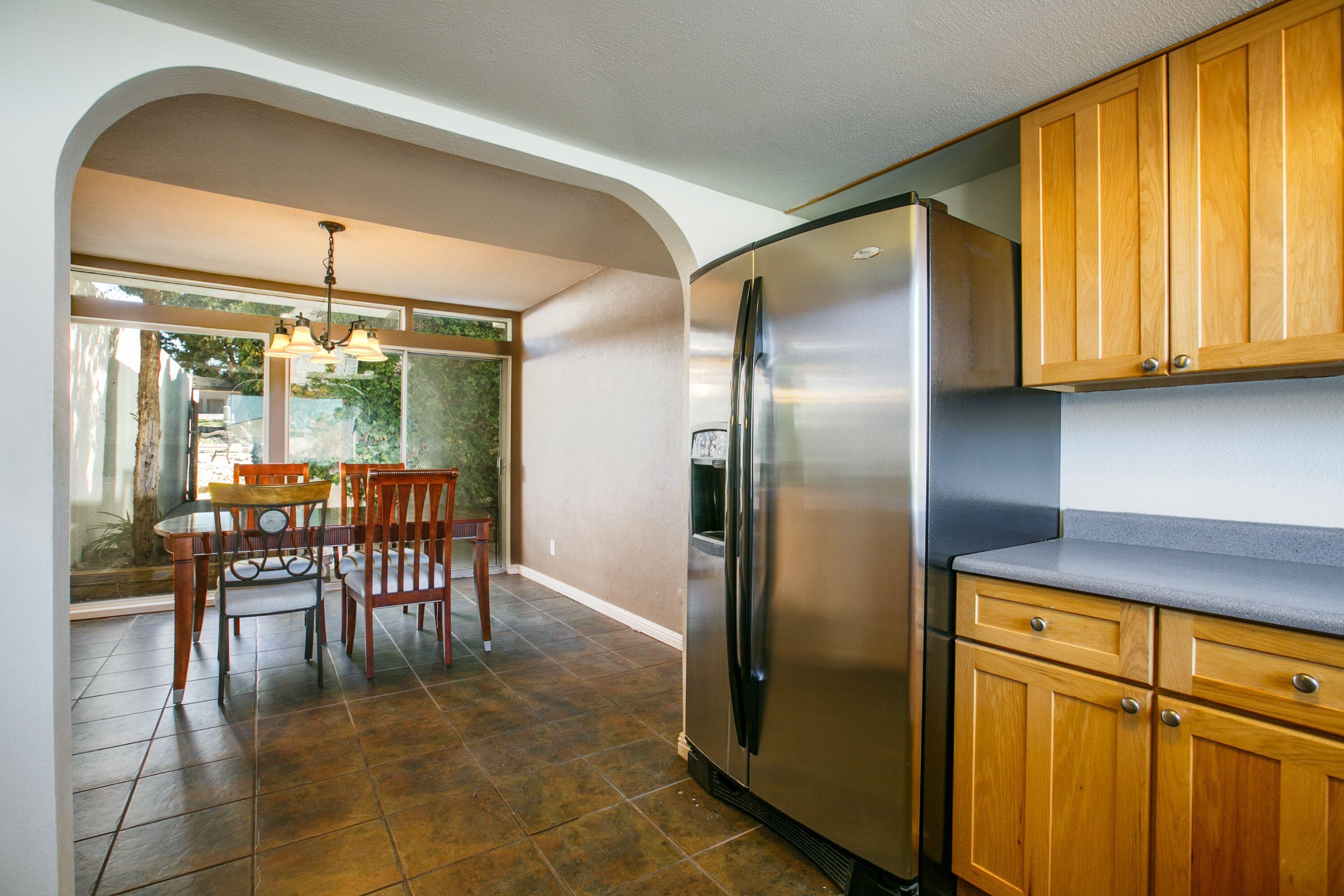 1 La Villita Circle NE