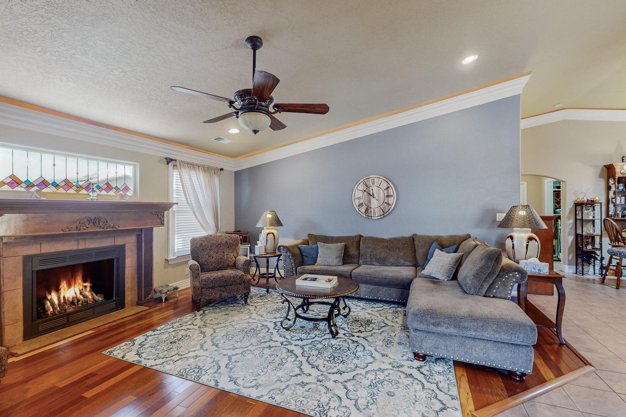 2444 Tyler Loop NE