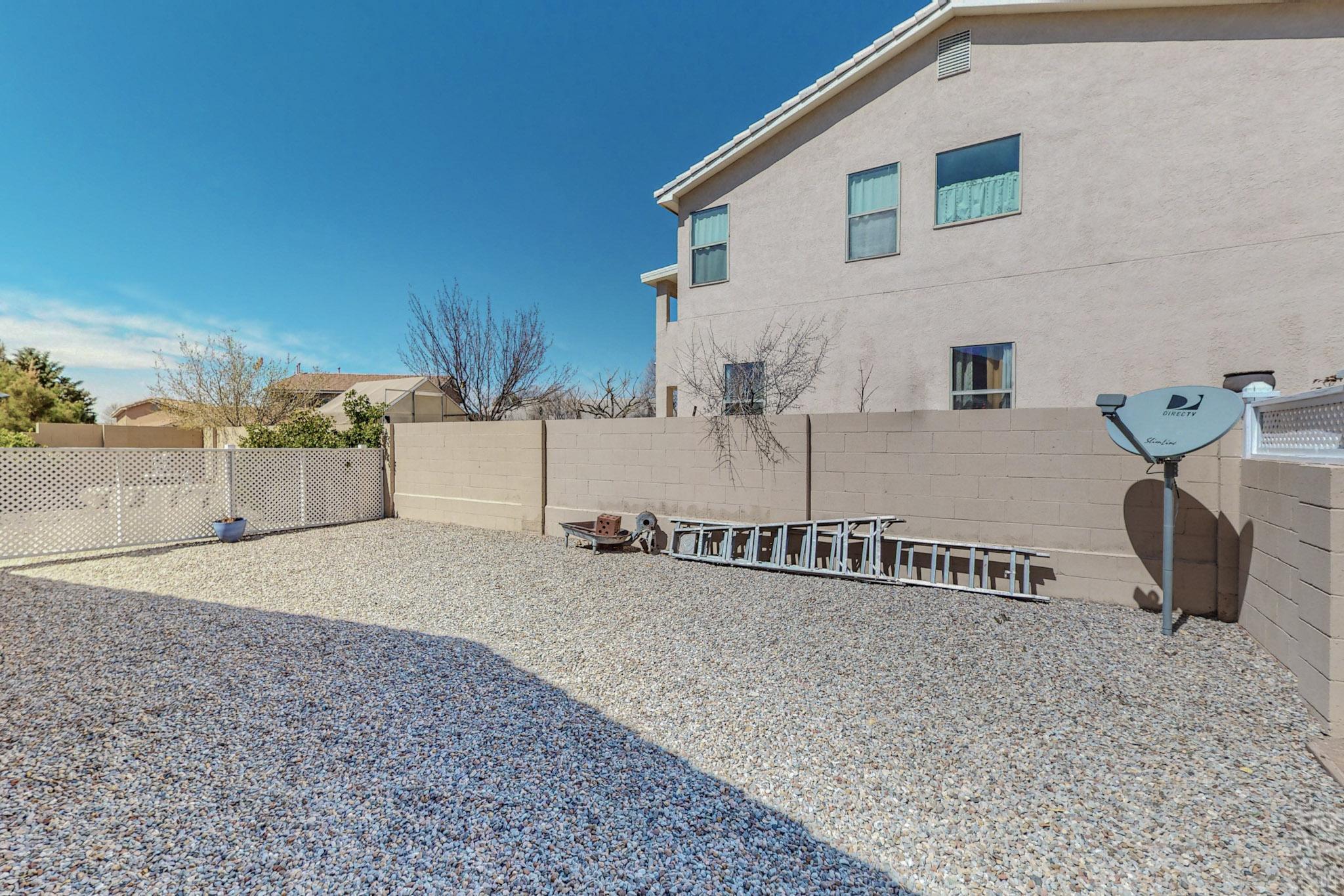 2444 Tyler Loop NE