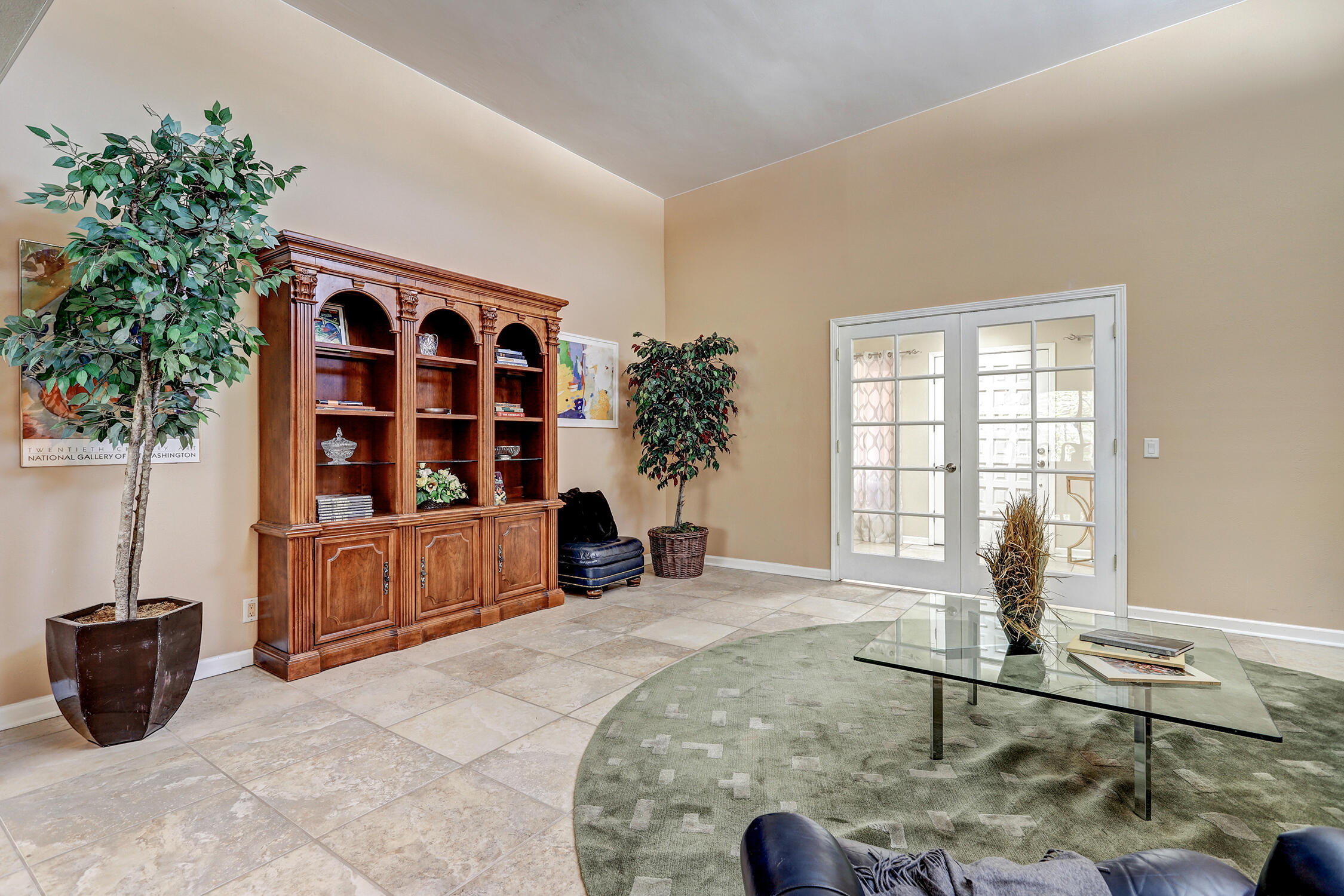 1020 Brazos Place SE