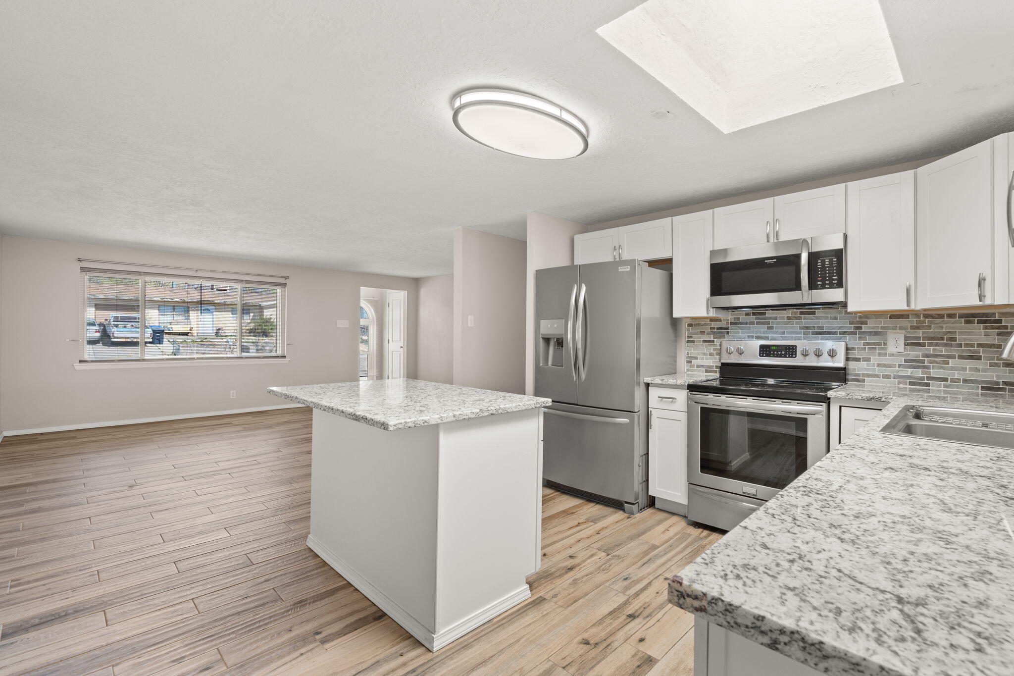 11418 Ralph Avenue NE