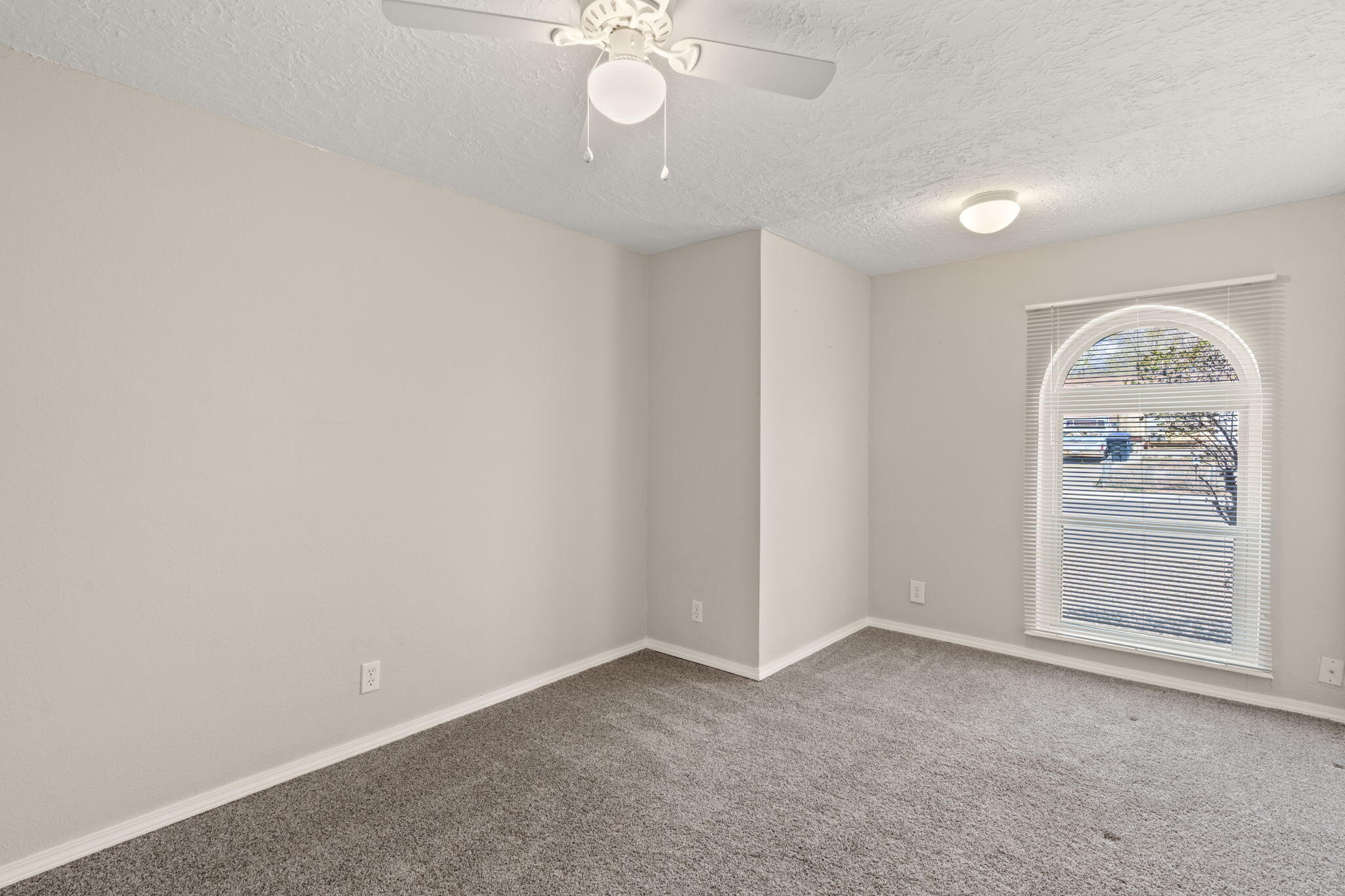 11418 Ralph Avenue NE