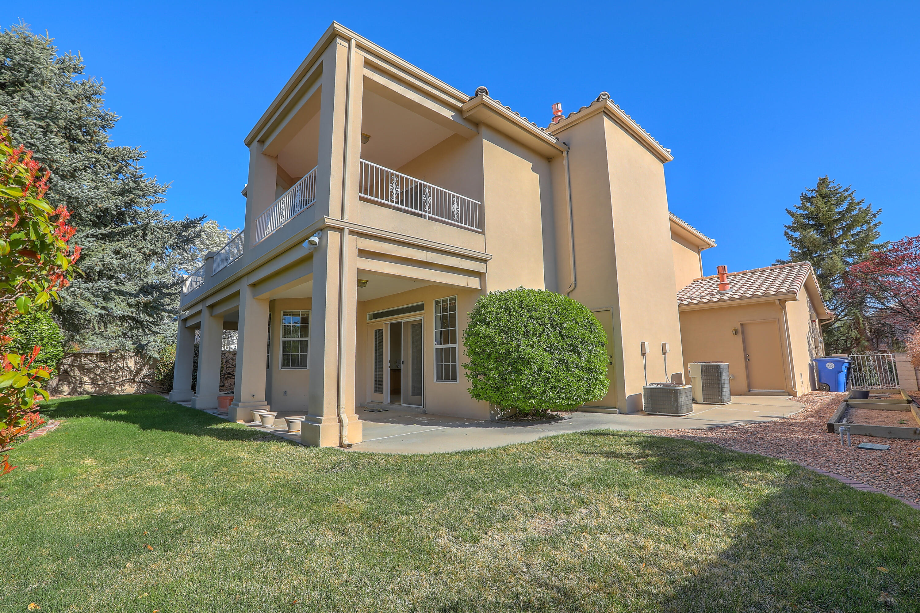 11021 Bridgepointe Court NE