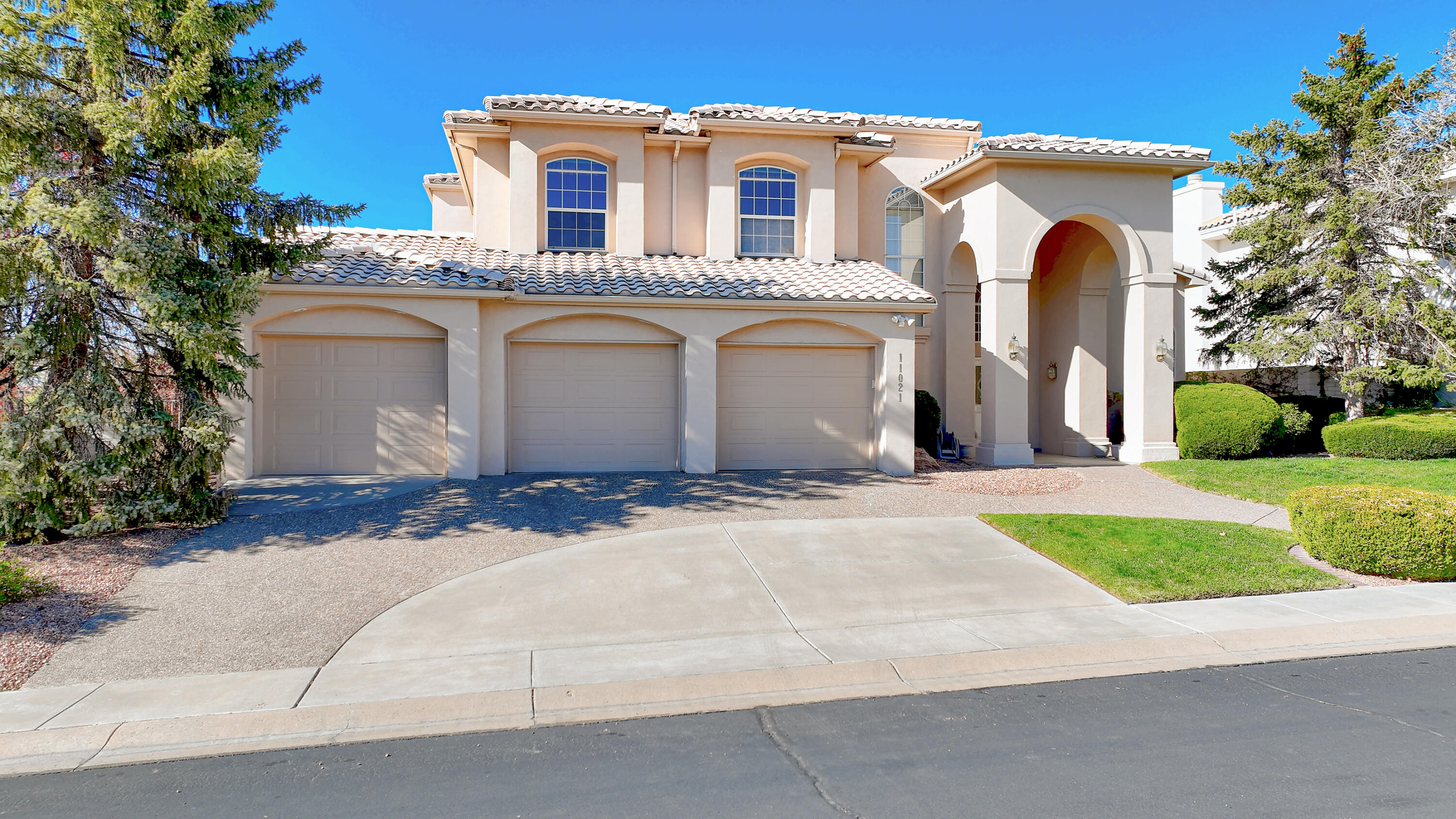 11021 Bridgepointe Court NE