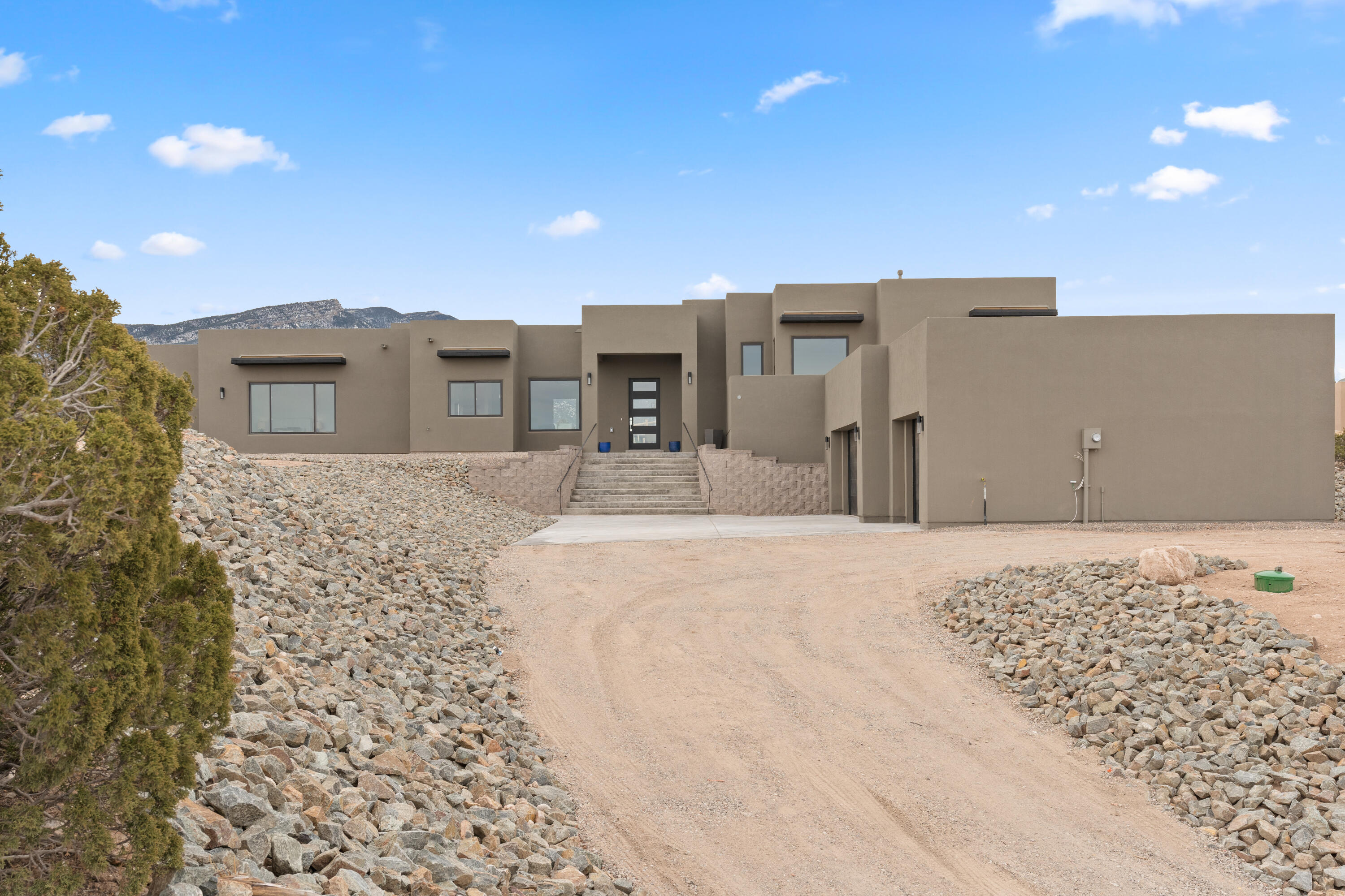 4 Alto Court