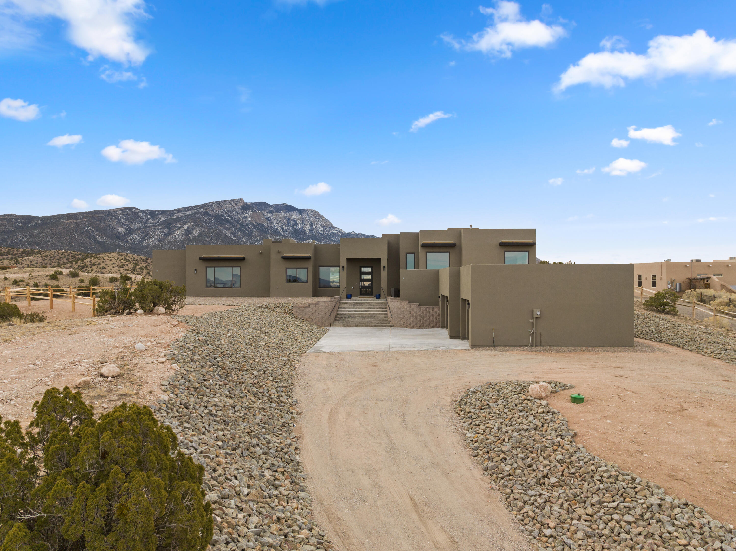 4 Alto Court