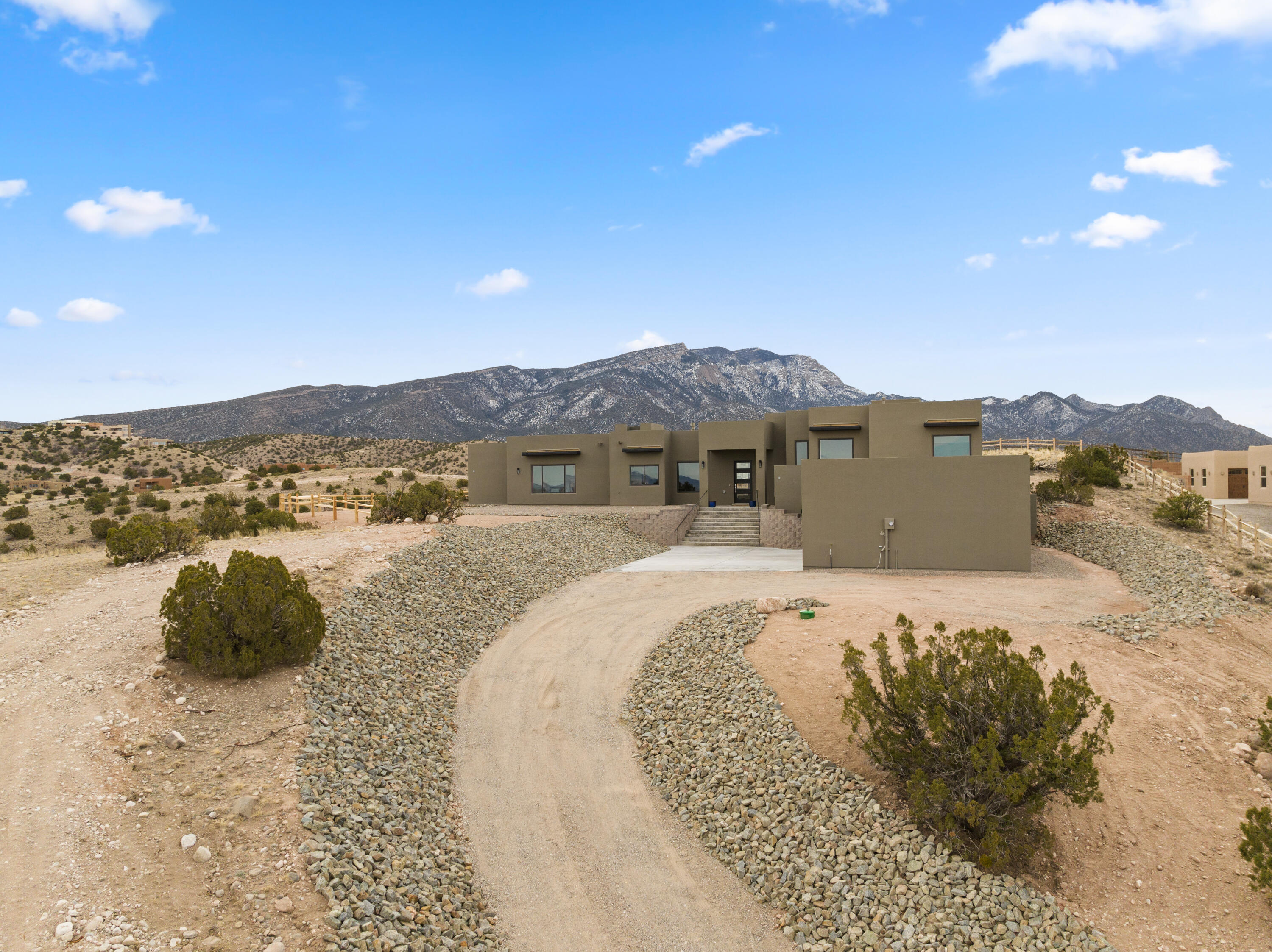 4 Alto Court