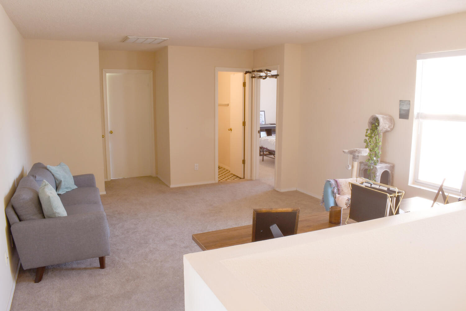 4260 Altura Vista Lane NE