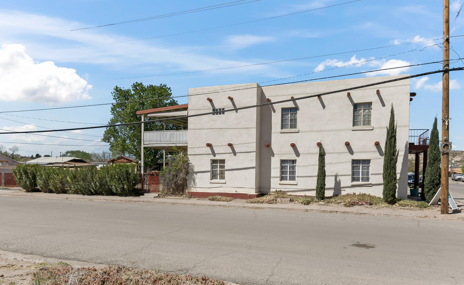 600 Austin Street
