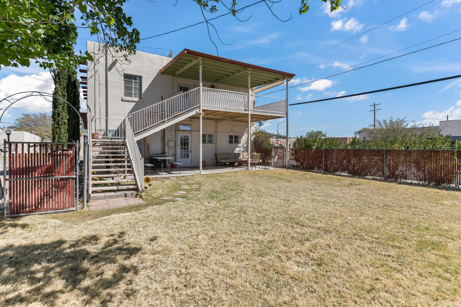 600 Austin Street