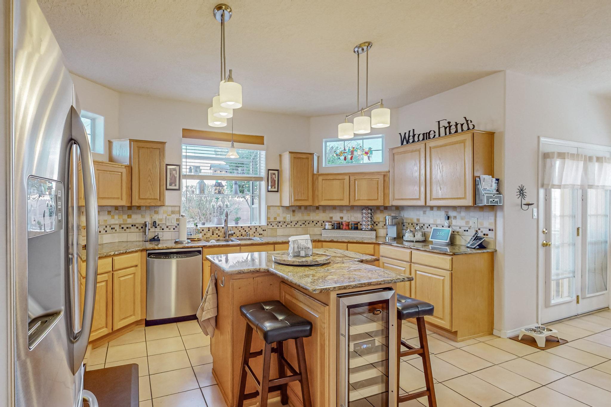 8612 Tierra Bonita Place NE