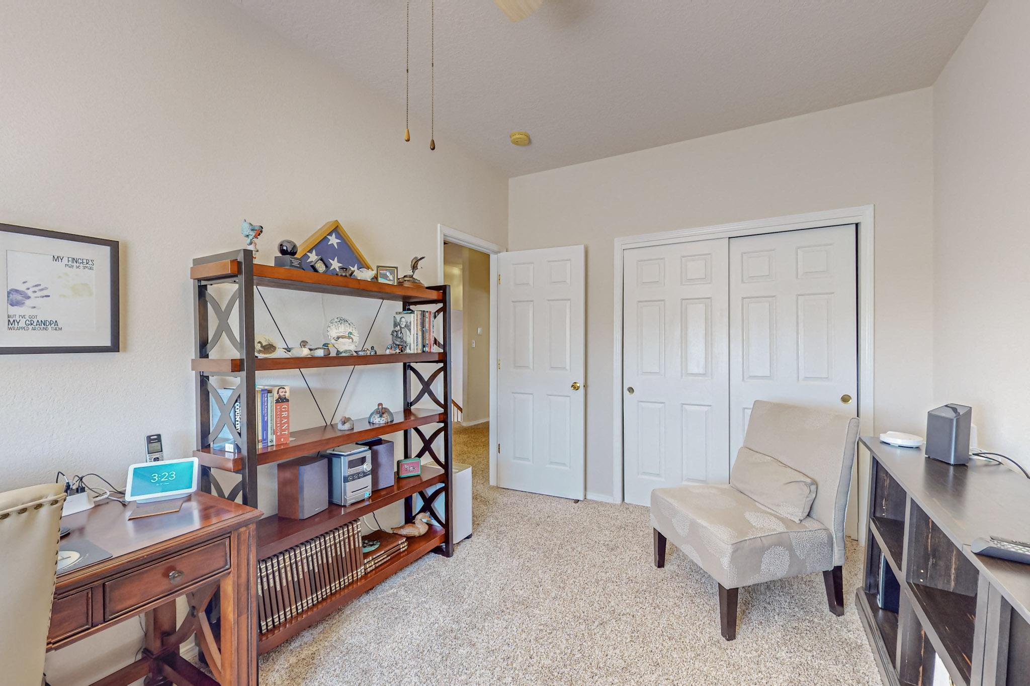 8612 Tierra Bonita Place NE