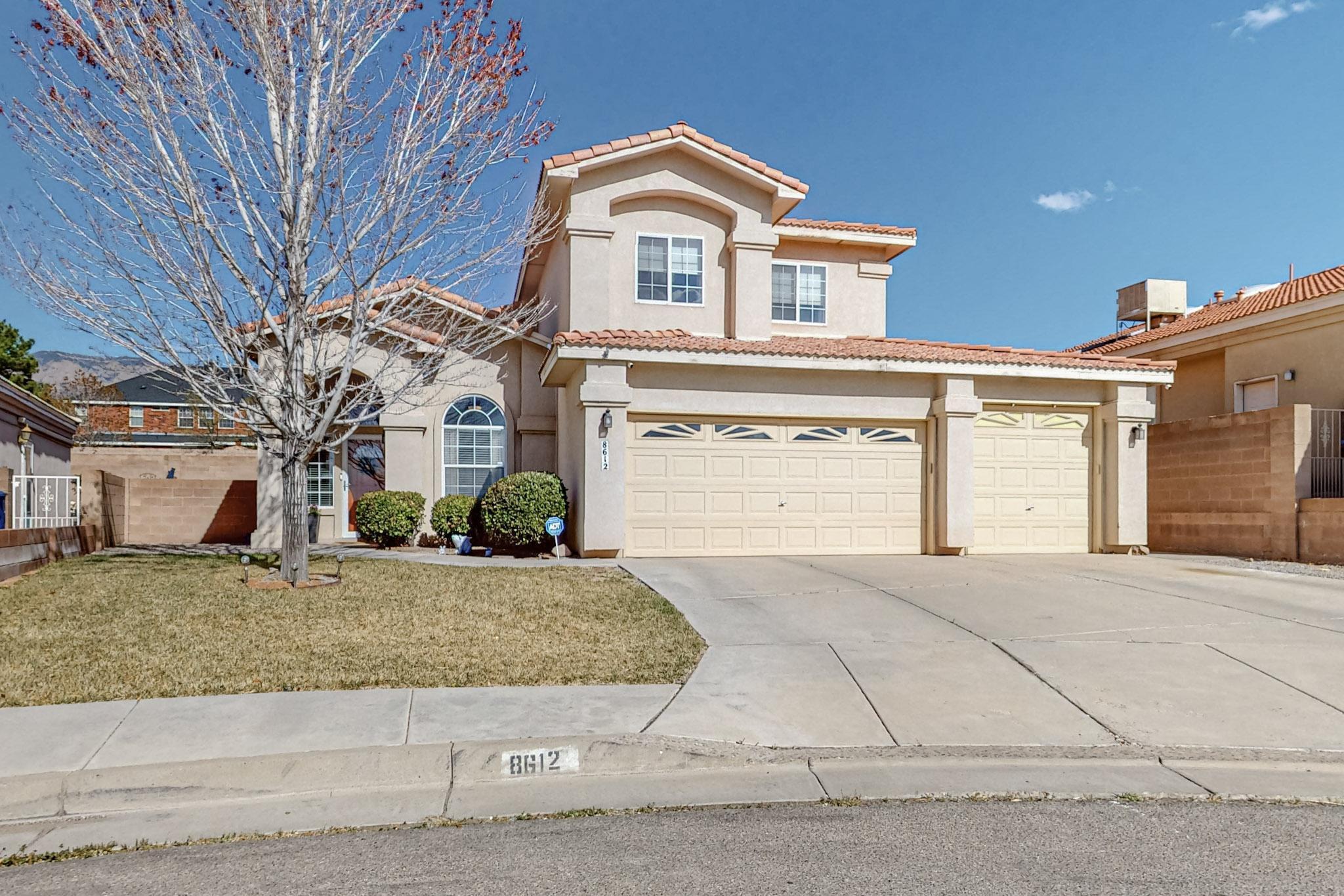 8612 Tierra Bonita Place NE