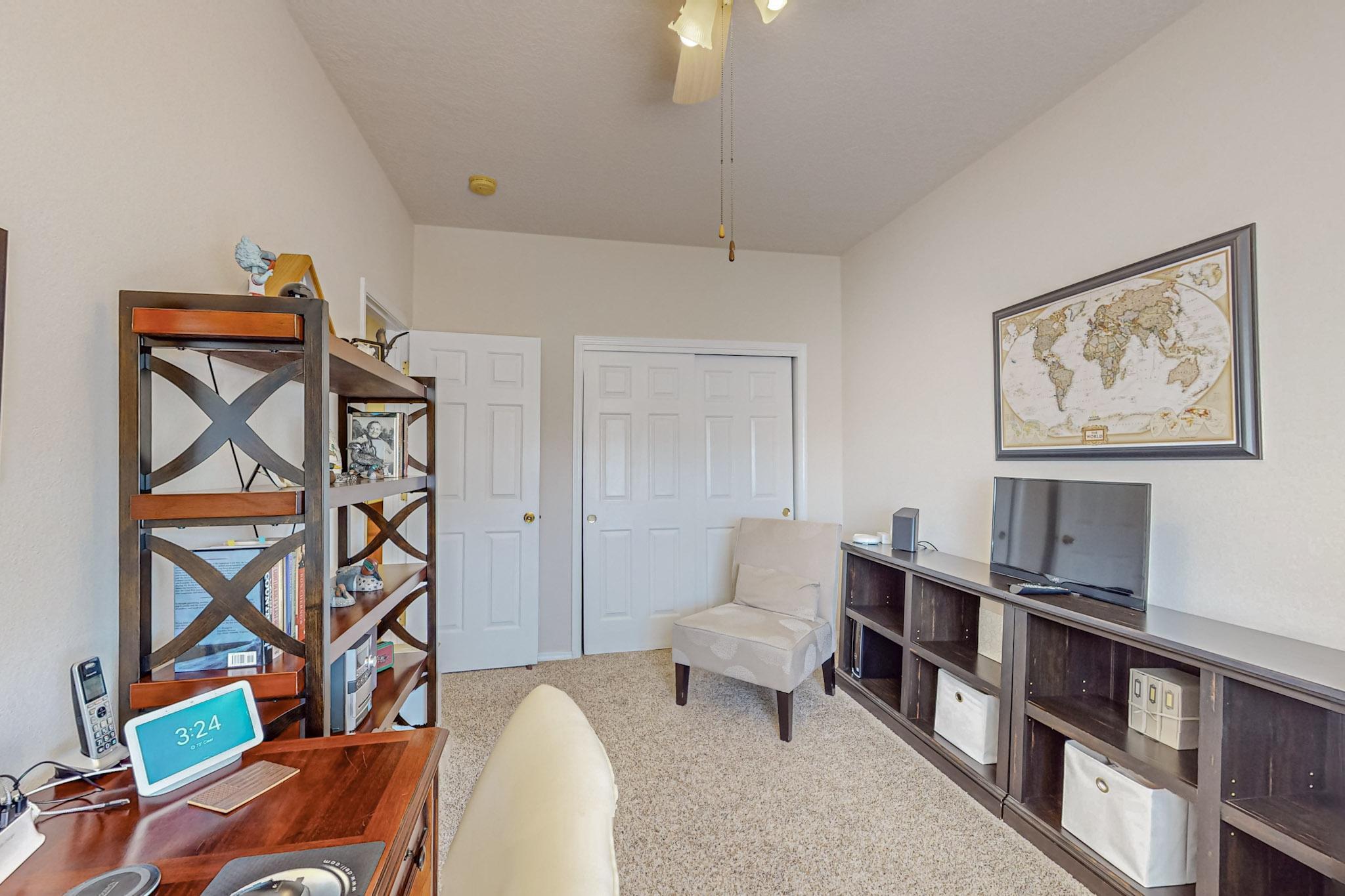 8612 Tierra Bonita Place NE