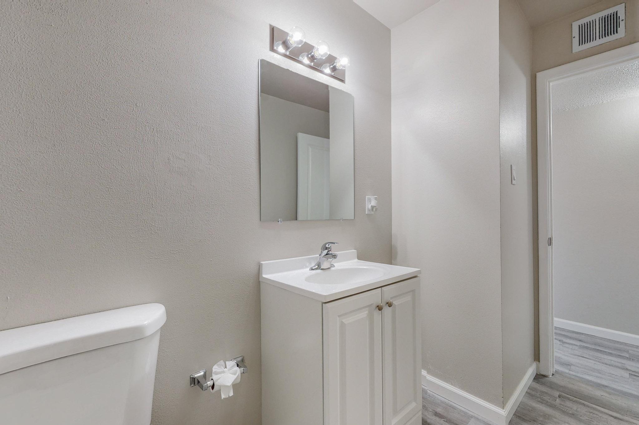 3512 Camino Alameda SW
