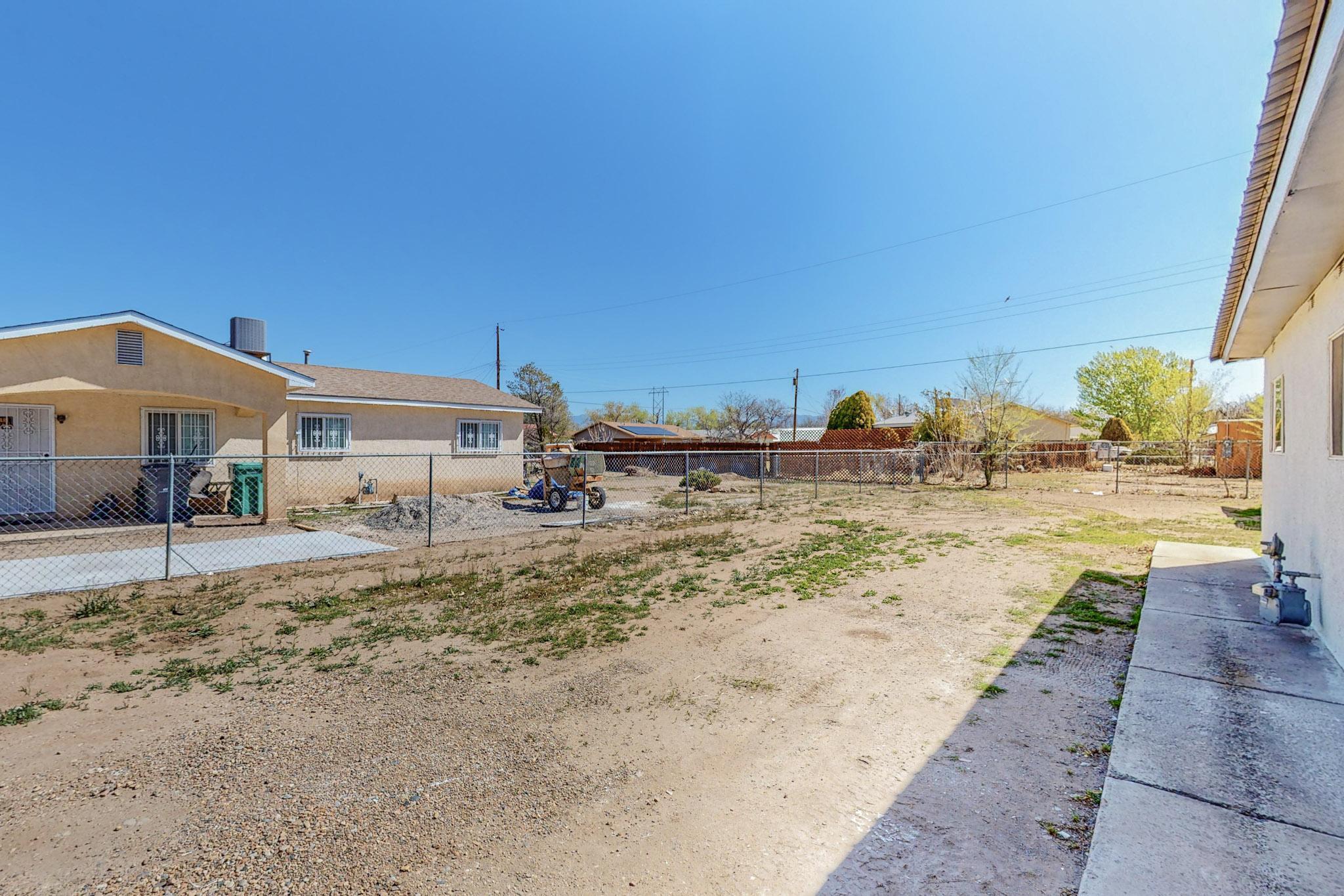 3512 Camino Alameda SW
