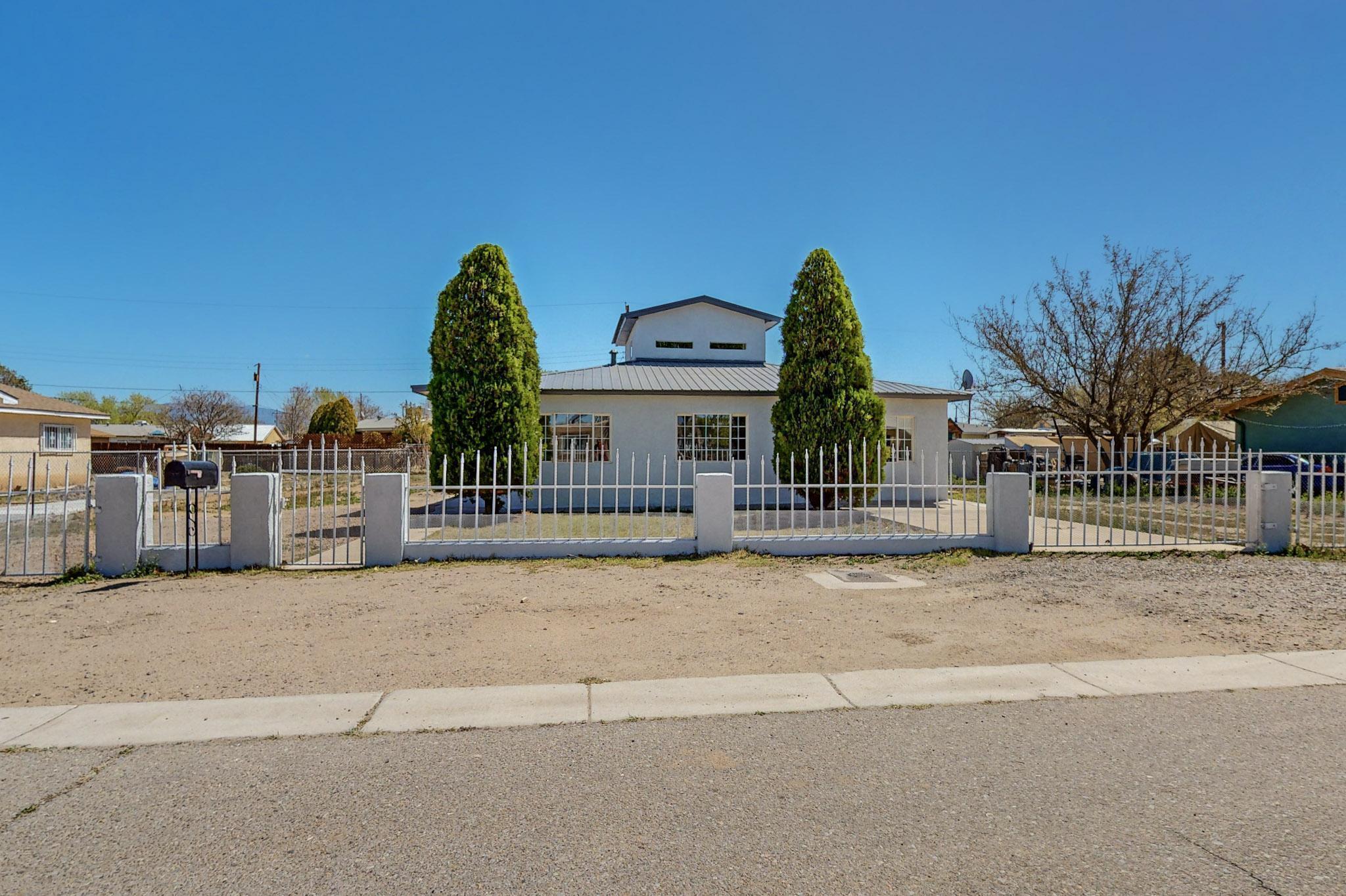 3512 Camino Alameda SW