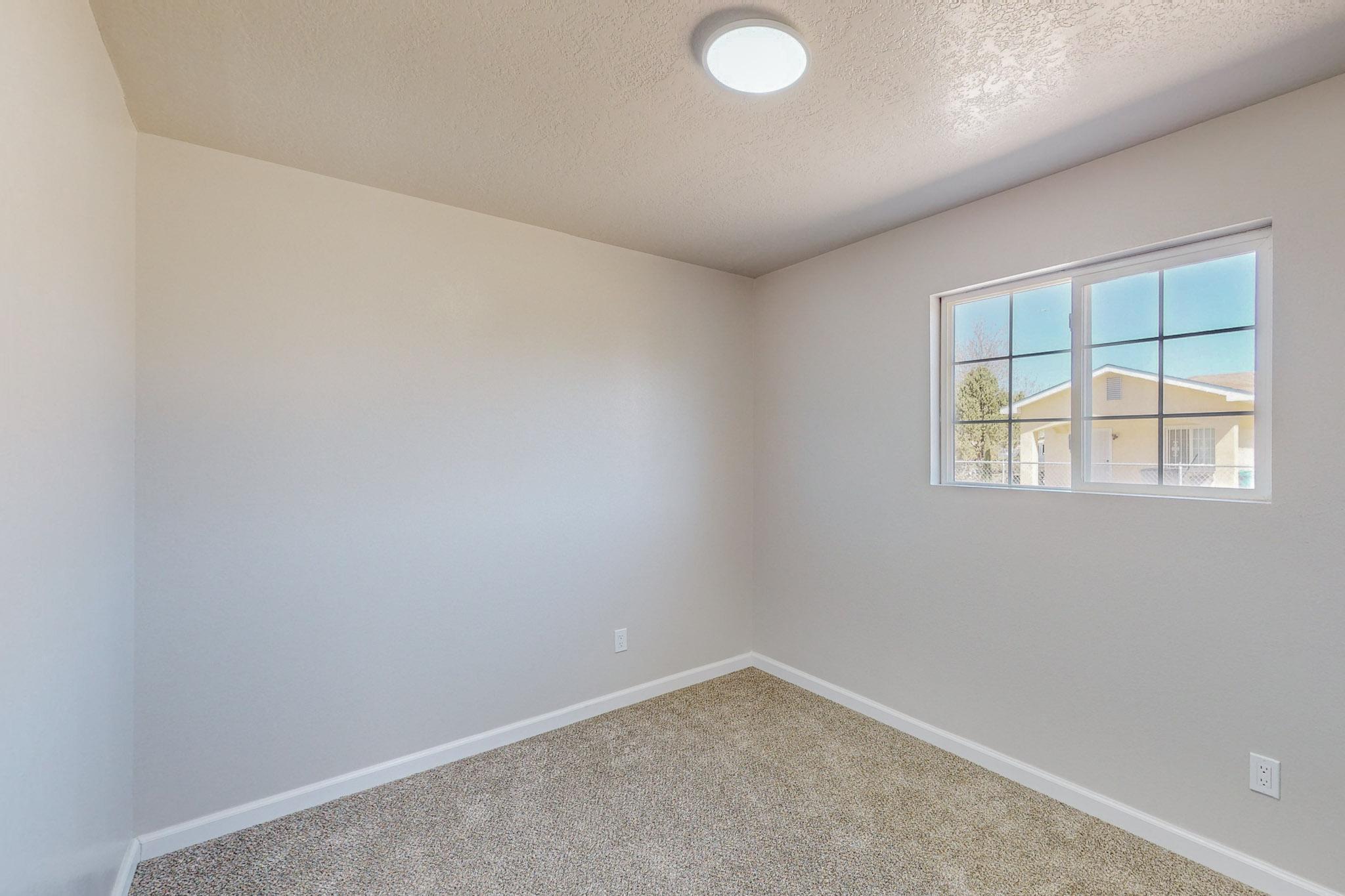 3512 Camino Alameda SW