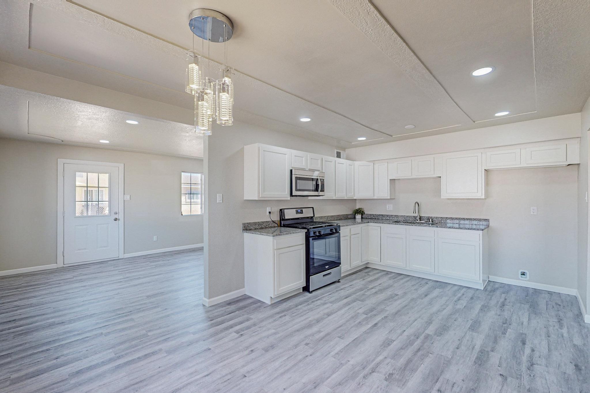 3512 Camino Alameda SW
