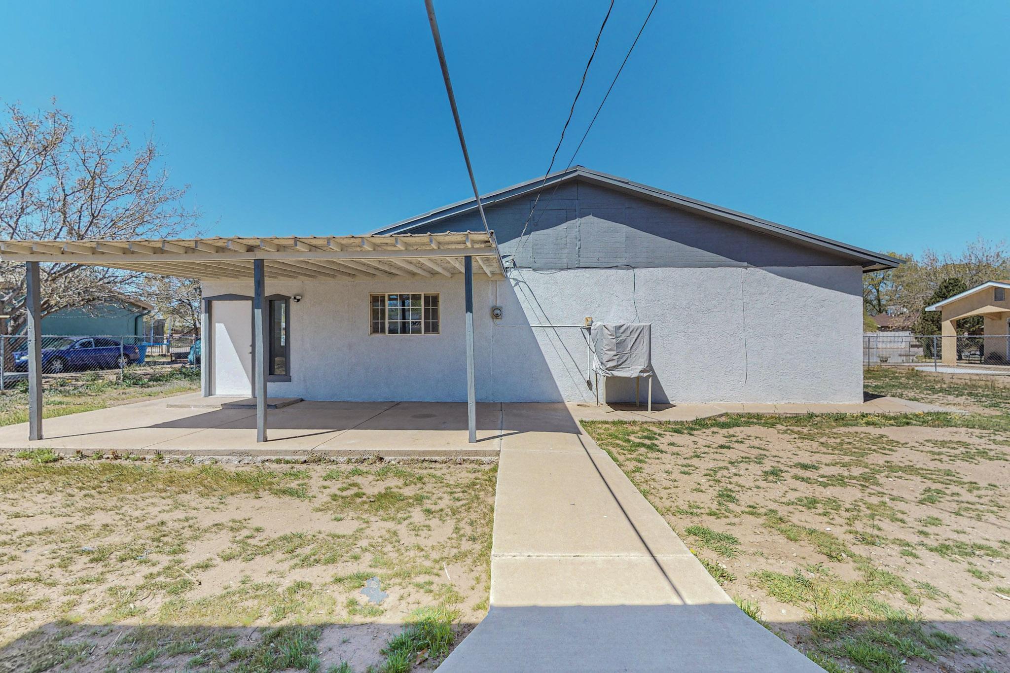 3512 Camino Alameda SW