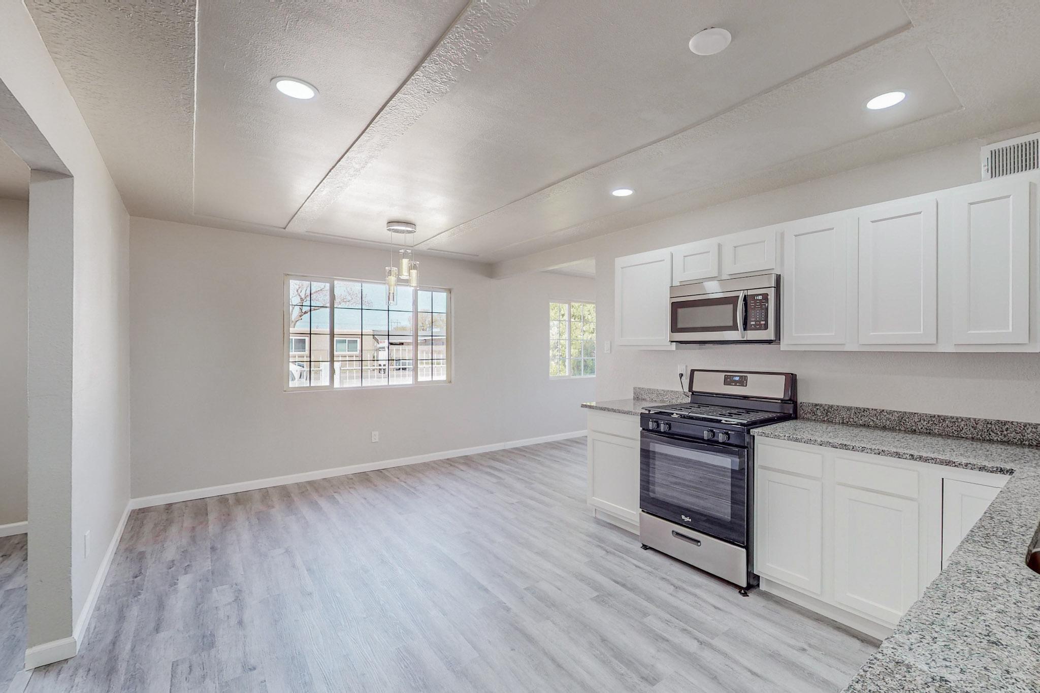 3512 Camino Alameda SW