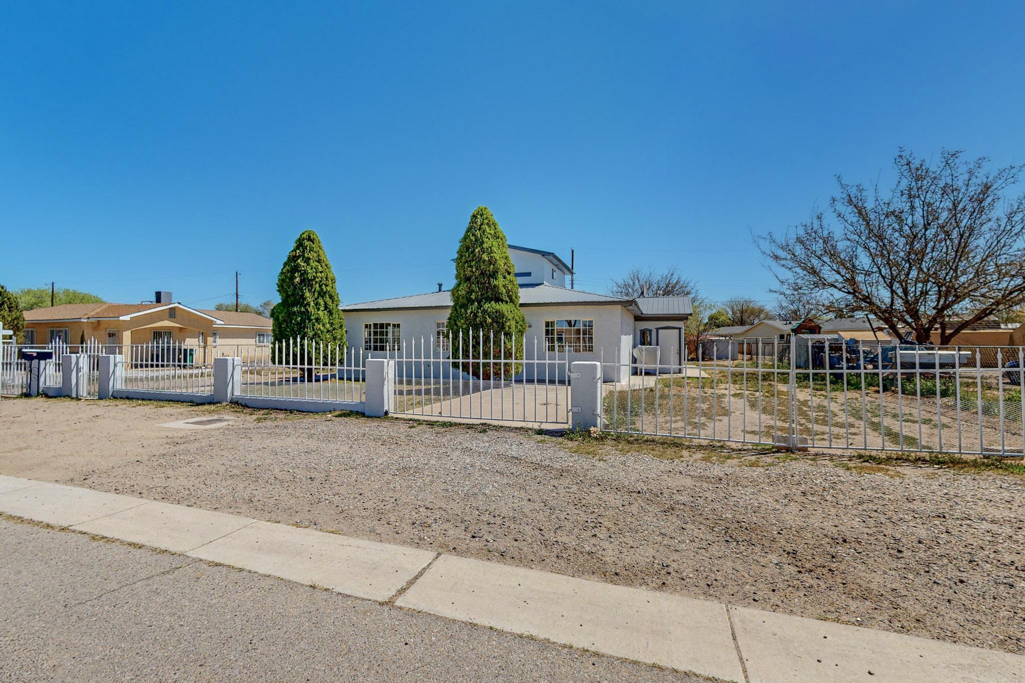 3512 Camino Alameda SW