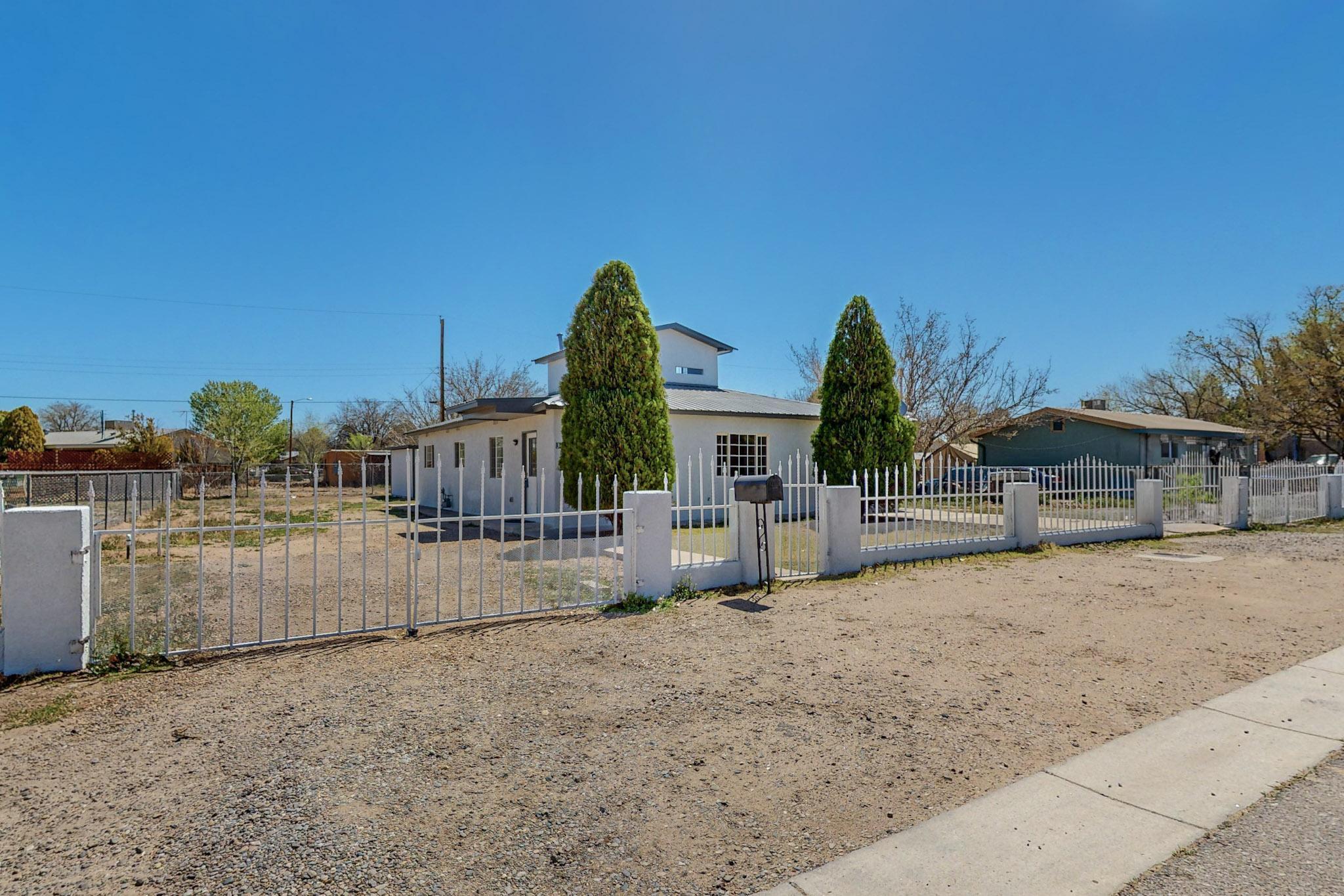 3512 Camino Alameda SW