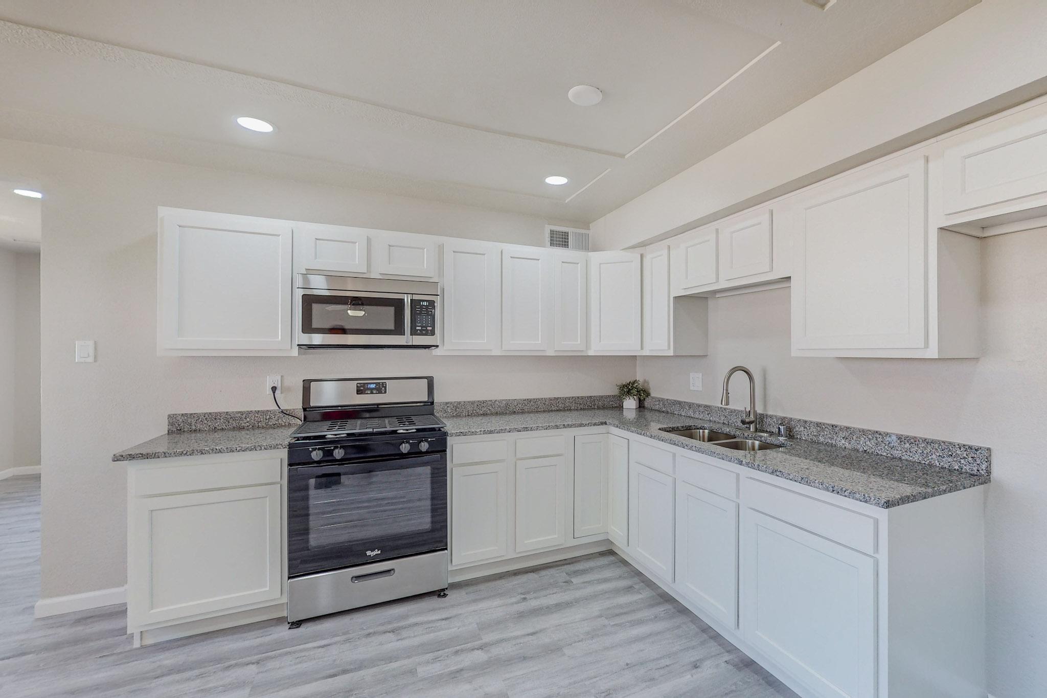 3512 Camino Alameda SW