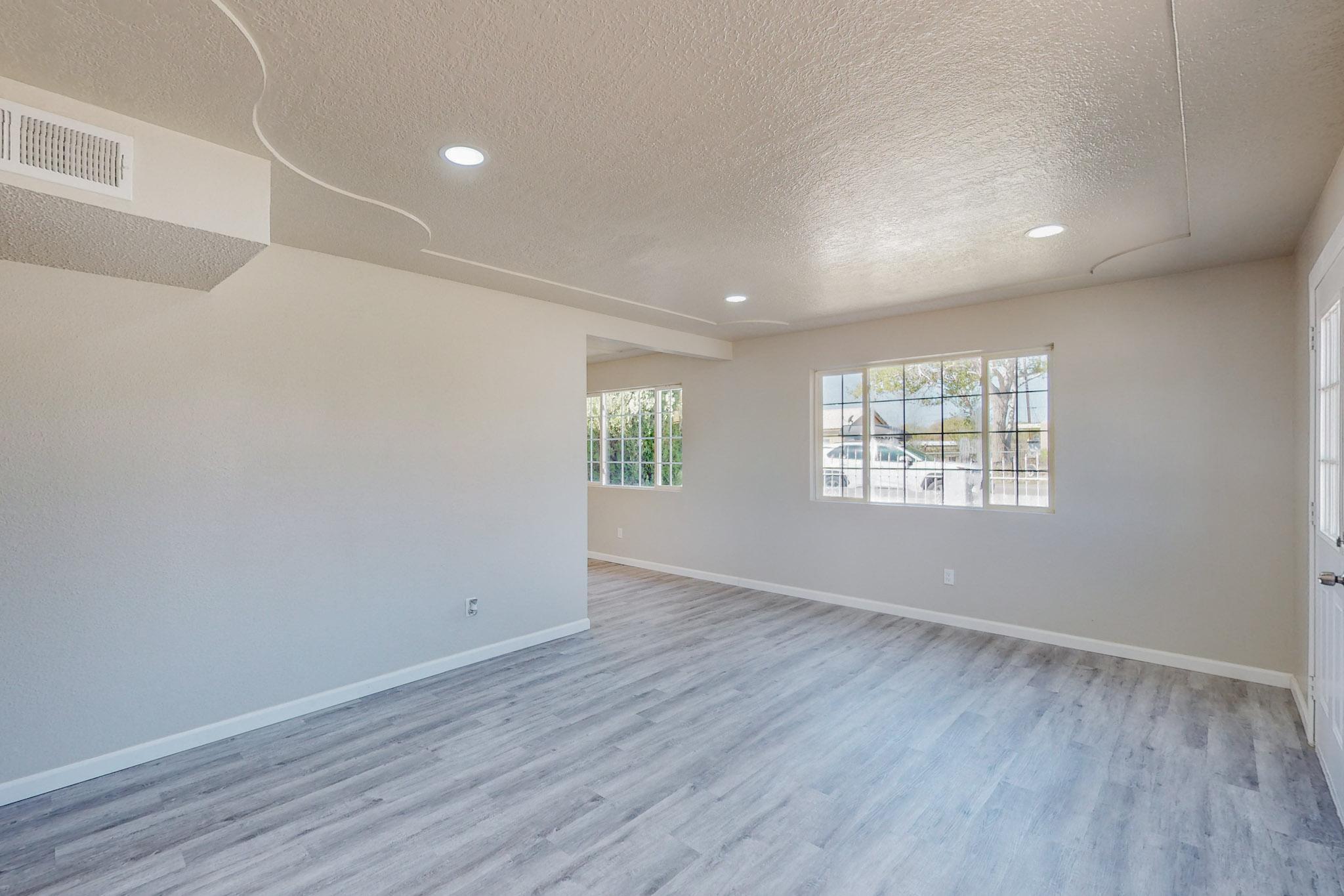 3512 Camino Alameda SW
