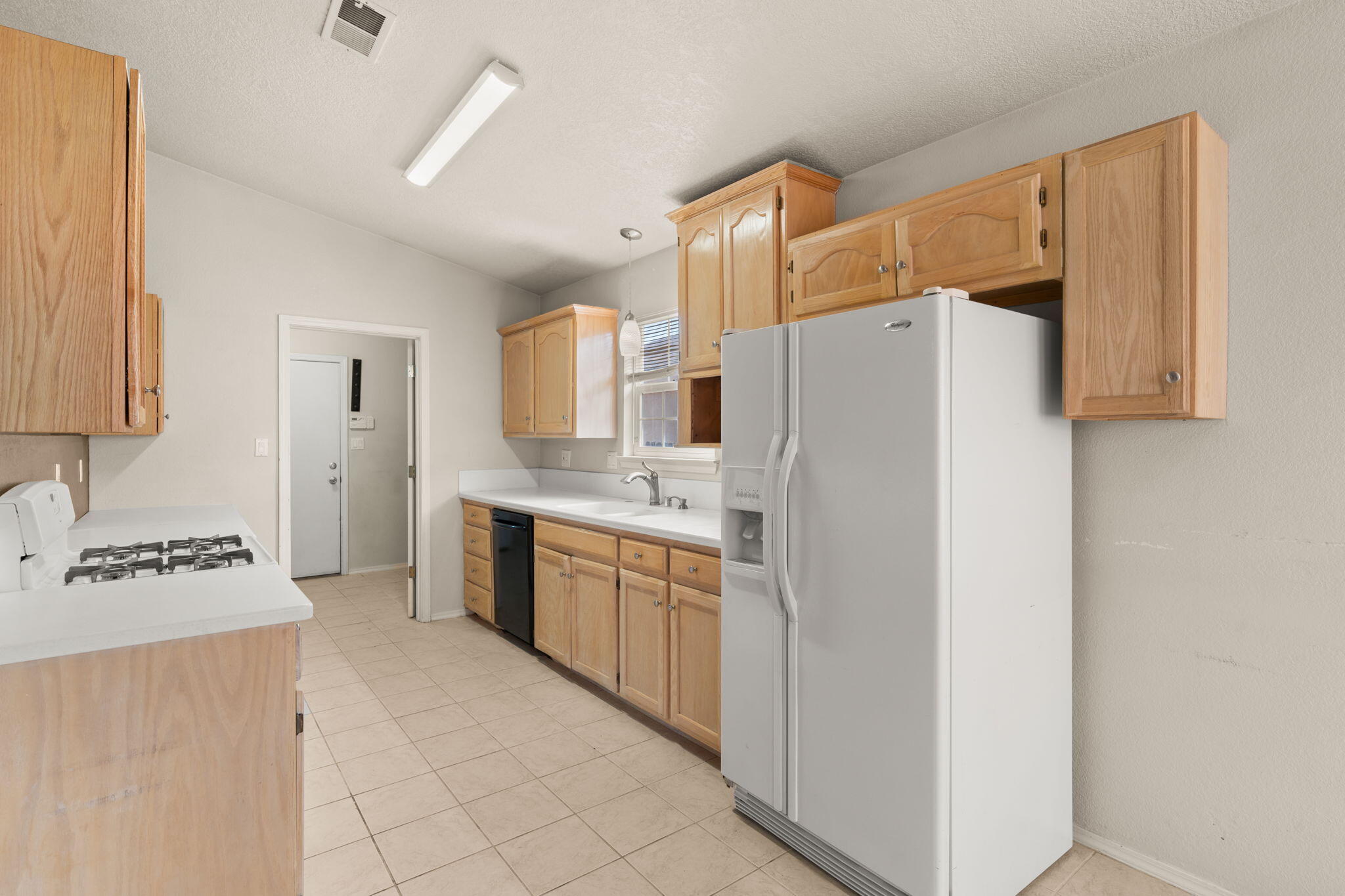 6108 Summer Ray Road NW