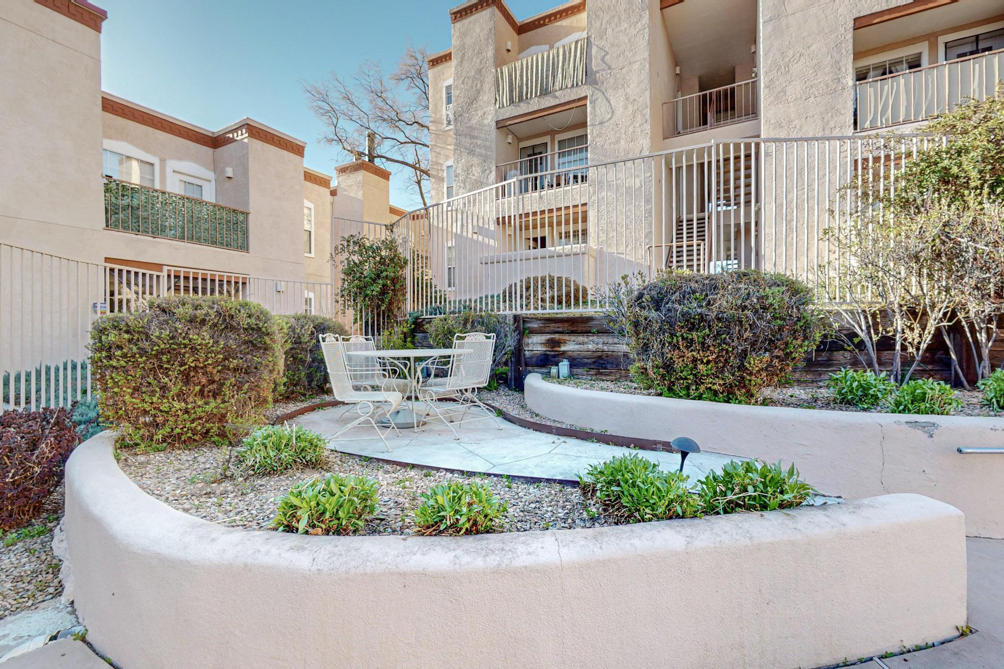 2501 W Zia Road 8-105
