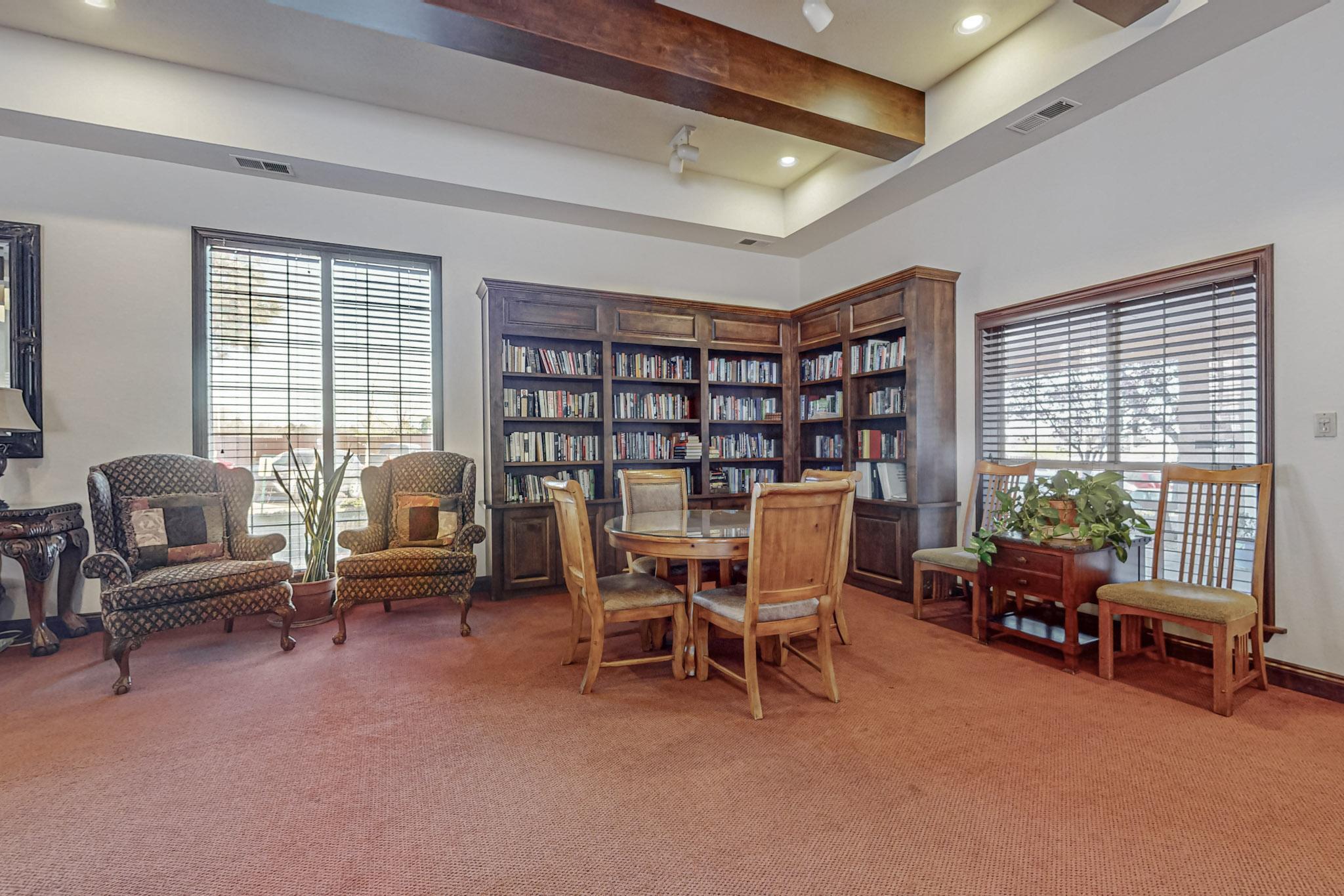 2501 W Zia Road 8-105