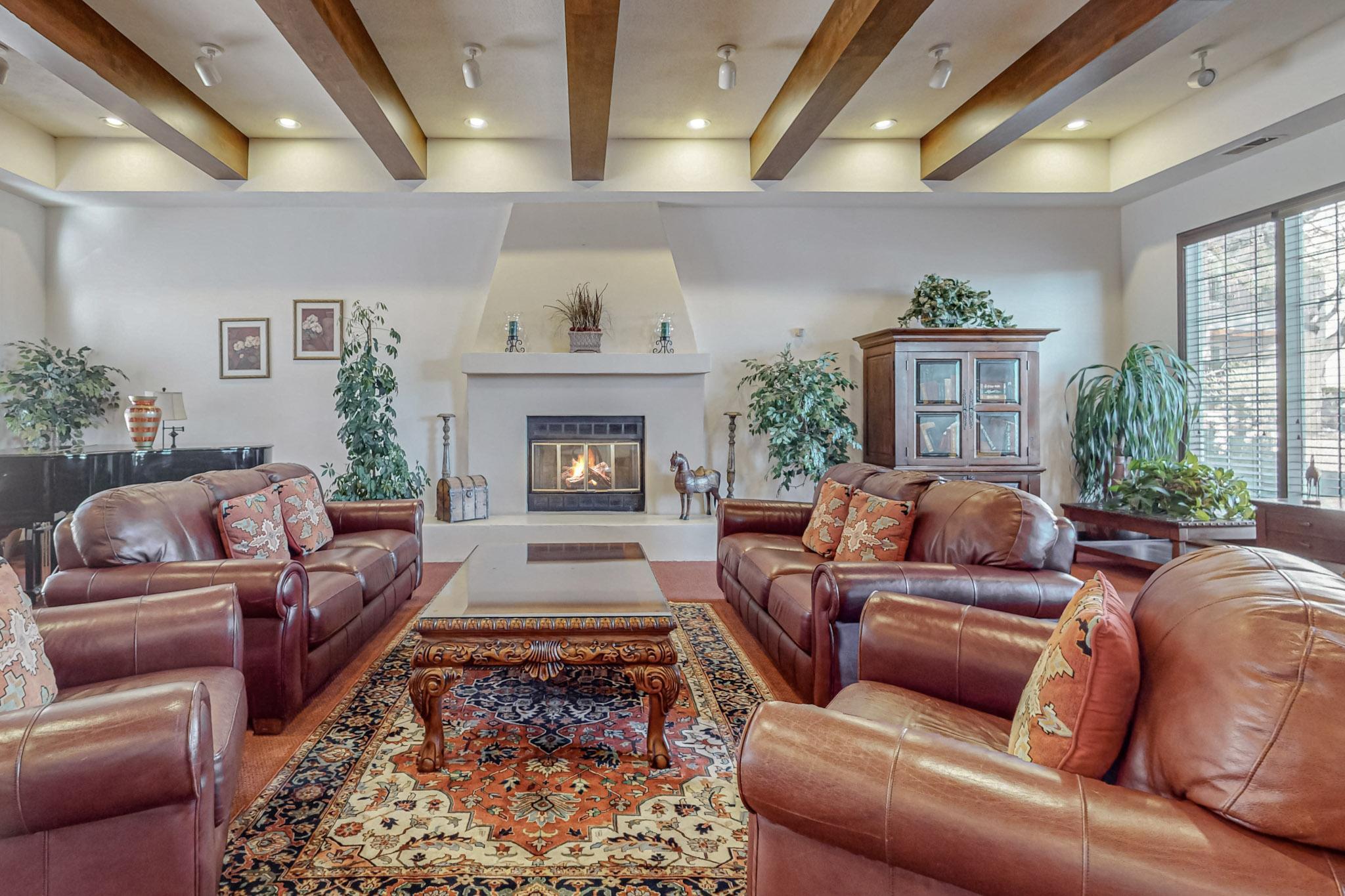 2501 W Zia Road 8-105