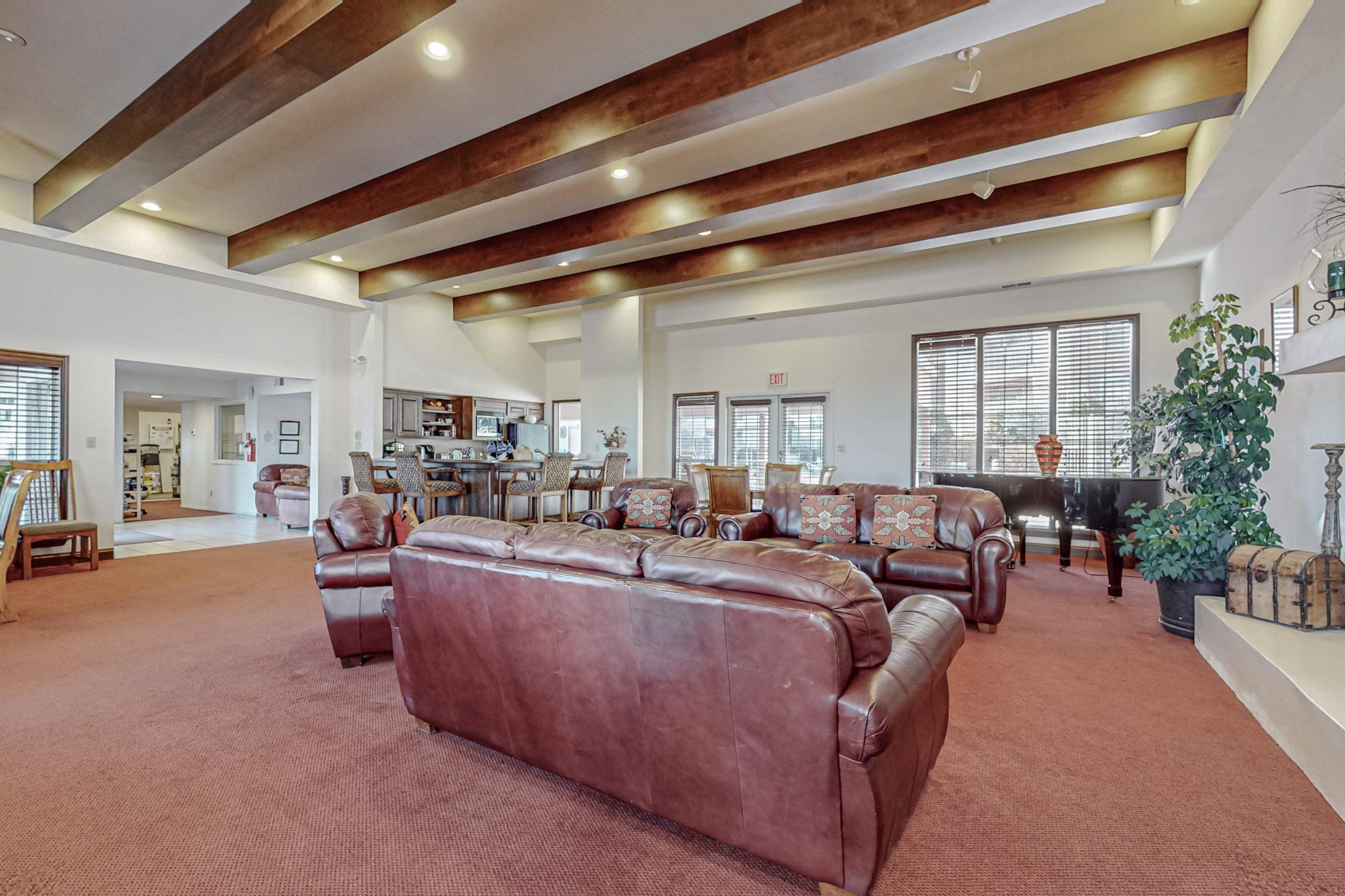 2501 W Zia Road 8-105