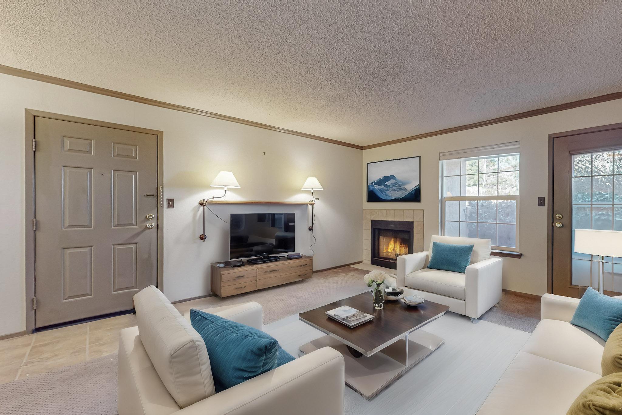 2501 W Zia Road 8-105