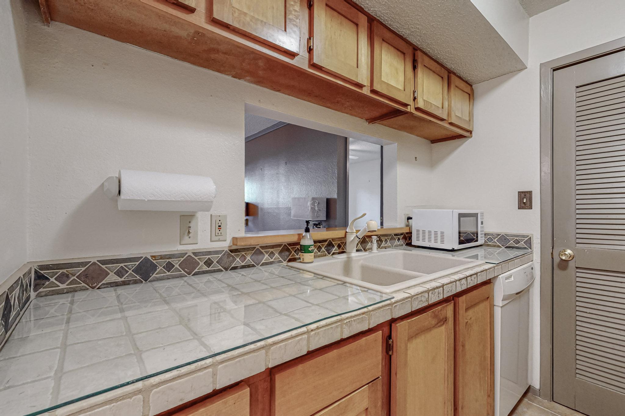 2501 W Zia Road 8-105
