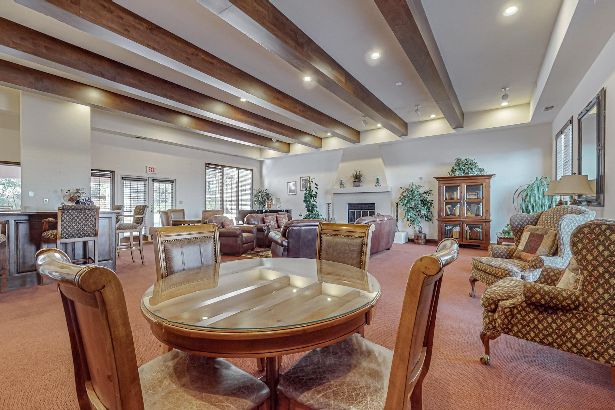 2501 W Zia Road 8-105