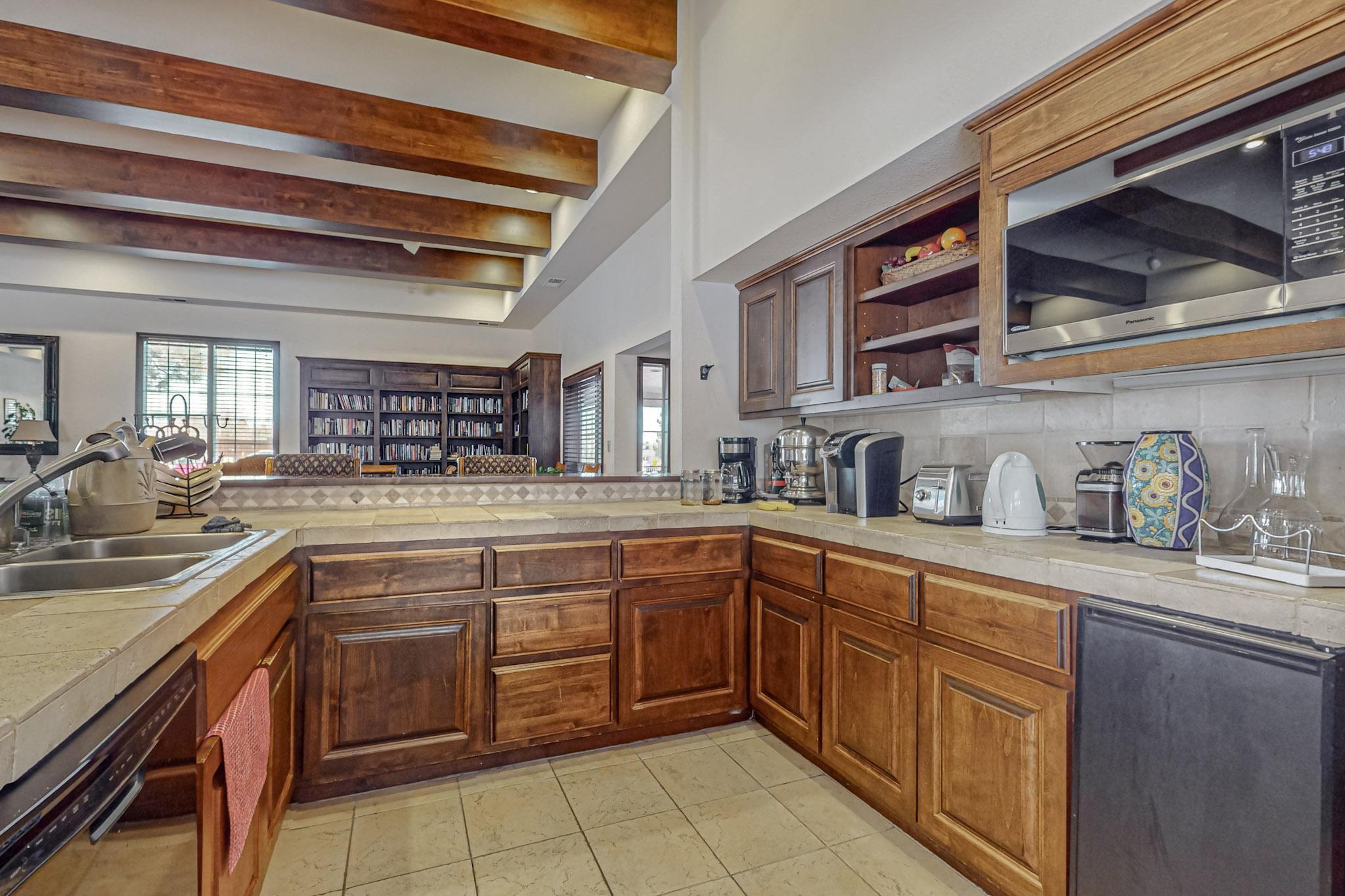 2501 W Zia Road 8-105