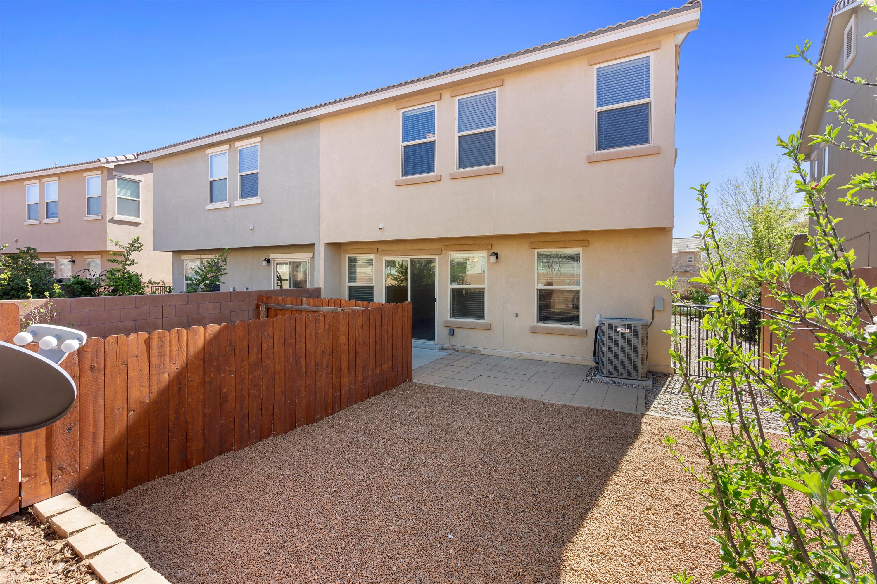 10835 Fort Point Lane NE