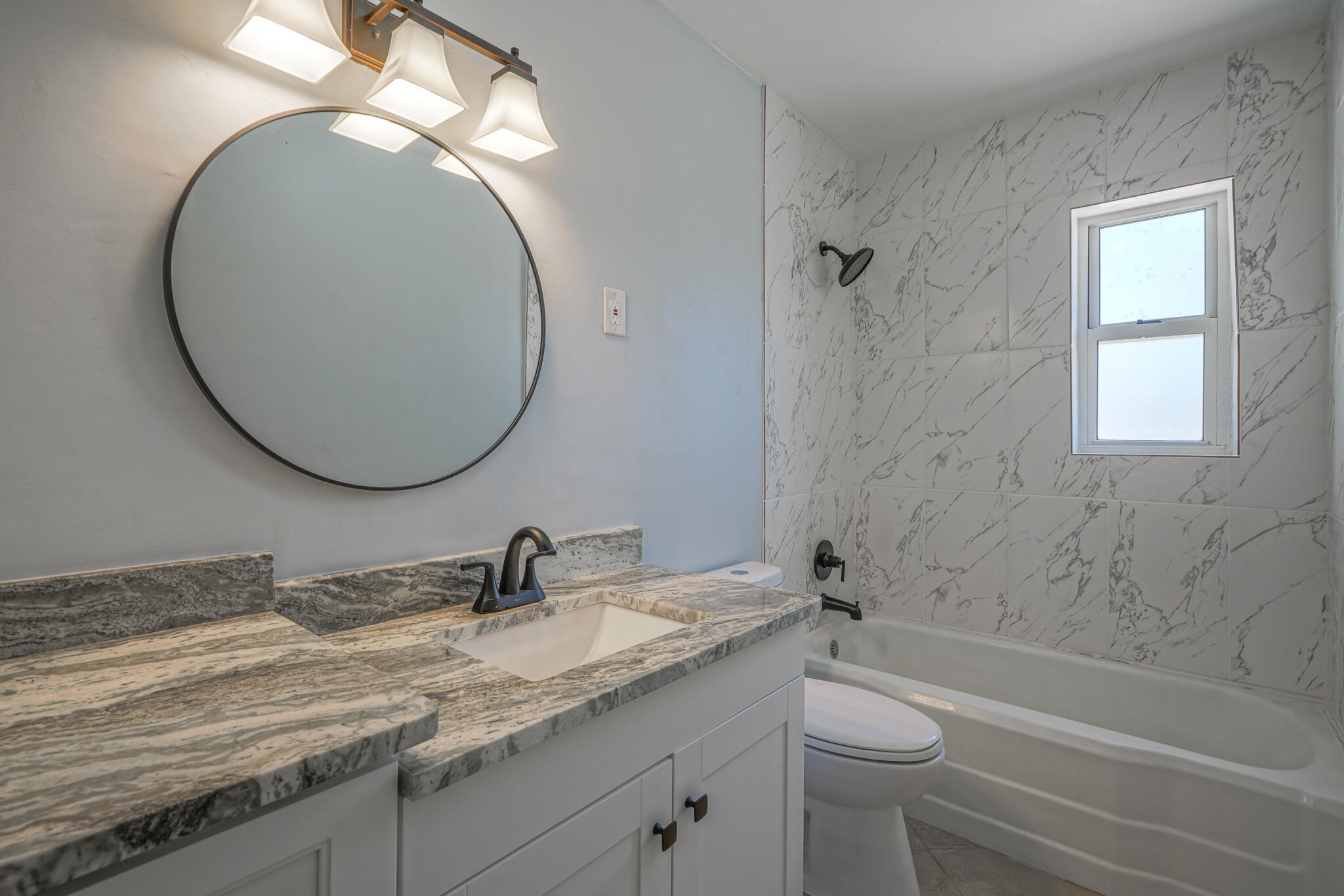 5710 Princess Jeanne Avenue NE
