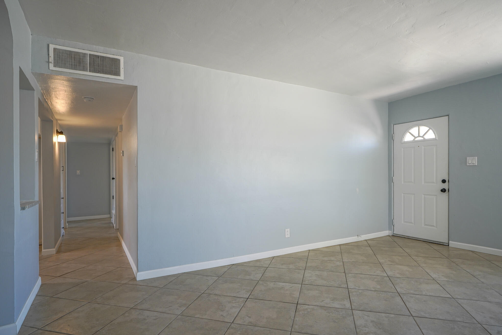 5710 Princess Jeanne Avenue NE