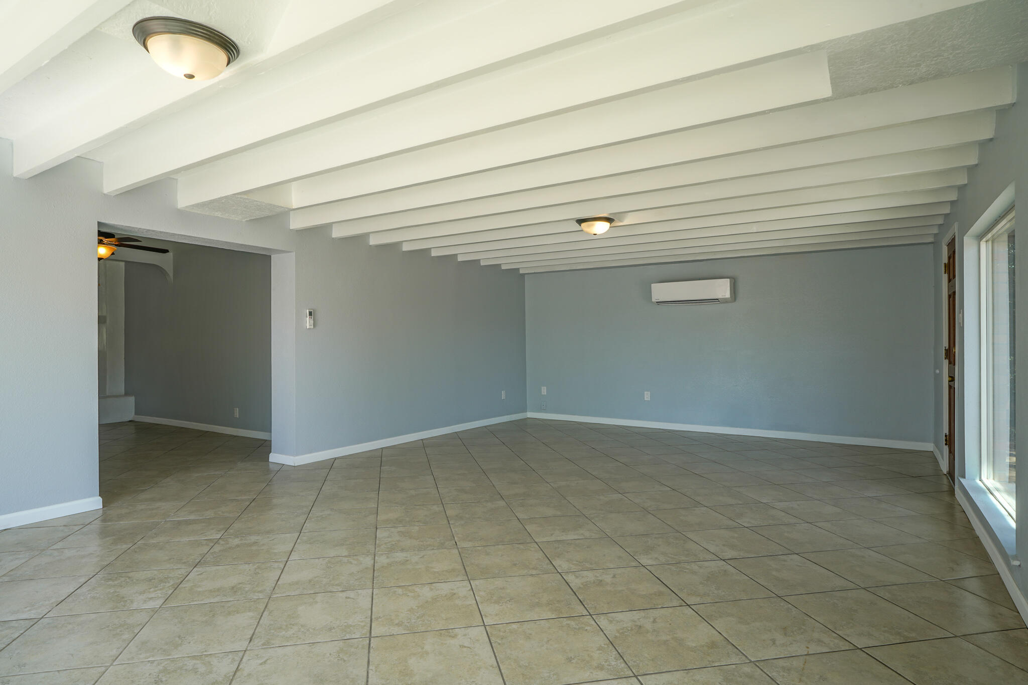 5710 Princess Jeanne Avenue NE