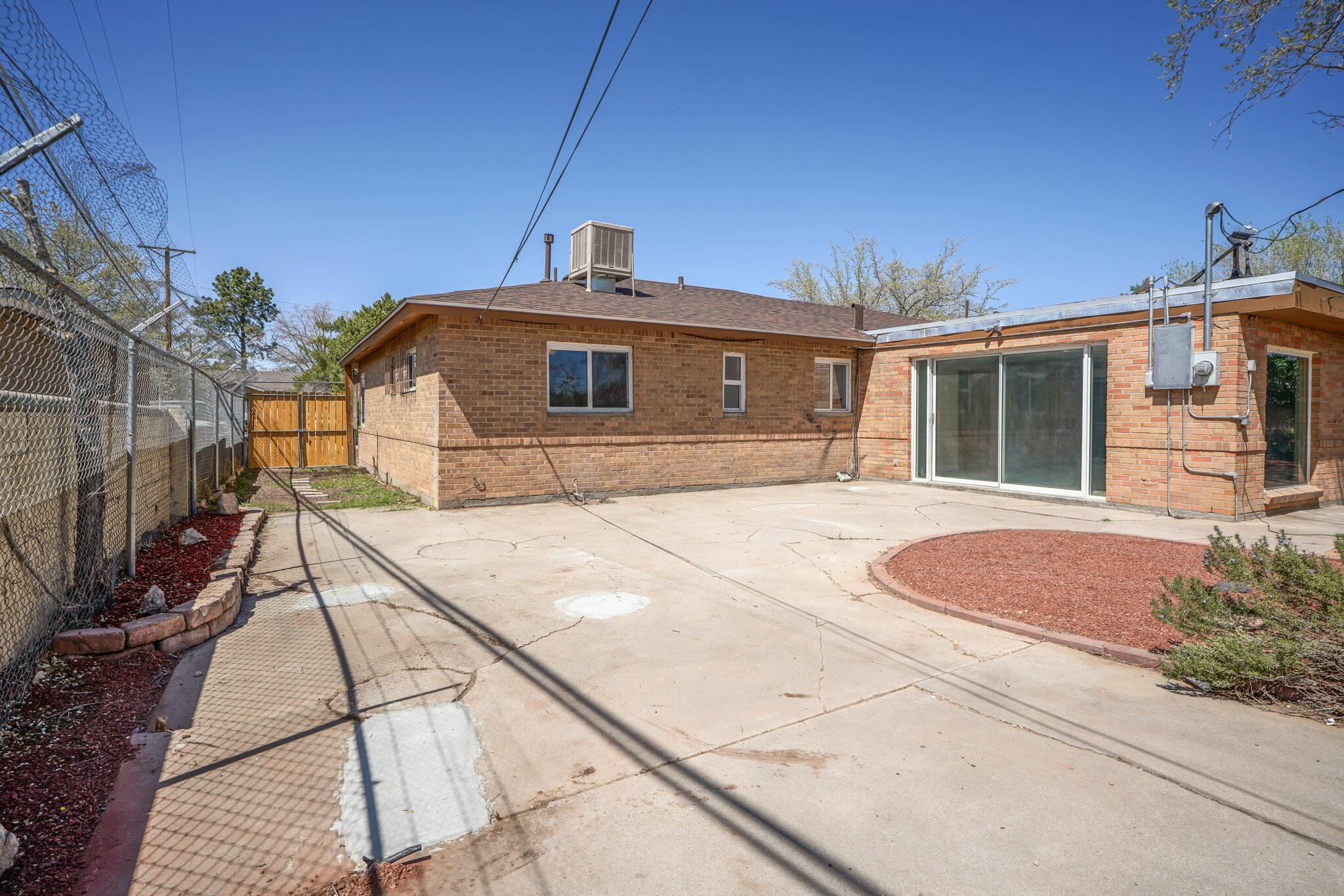 5710 Princess Jeanne Avenue NE