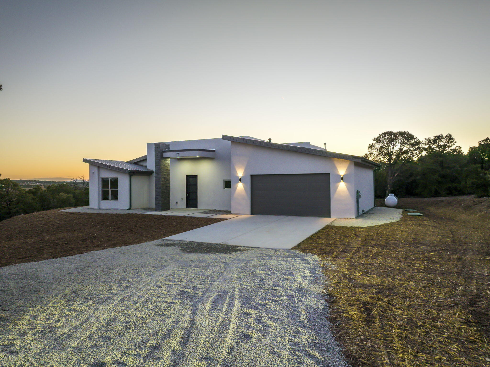 15 Pinon Ridge Road