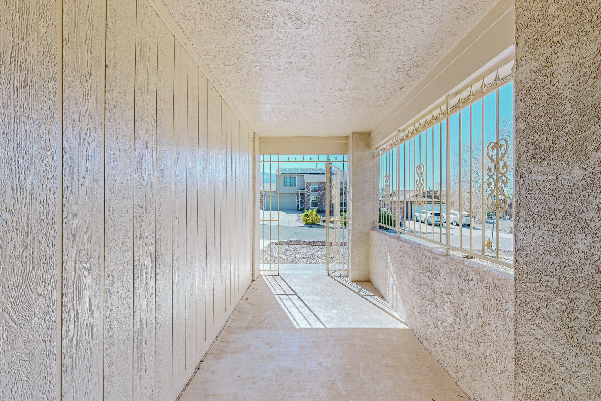 1965 Roanoke Drive NE