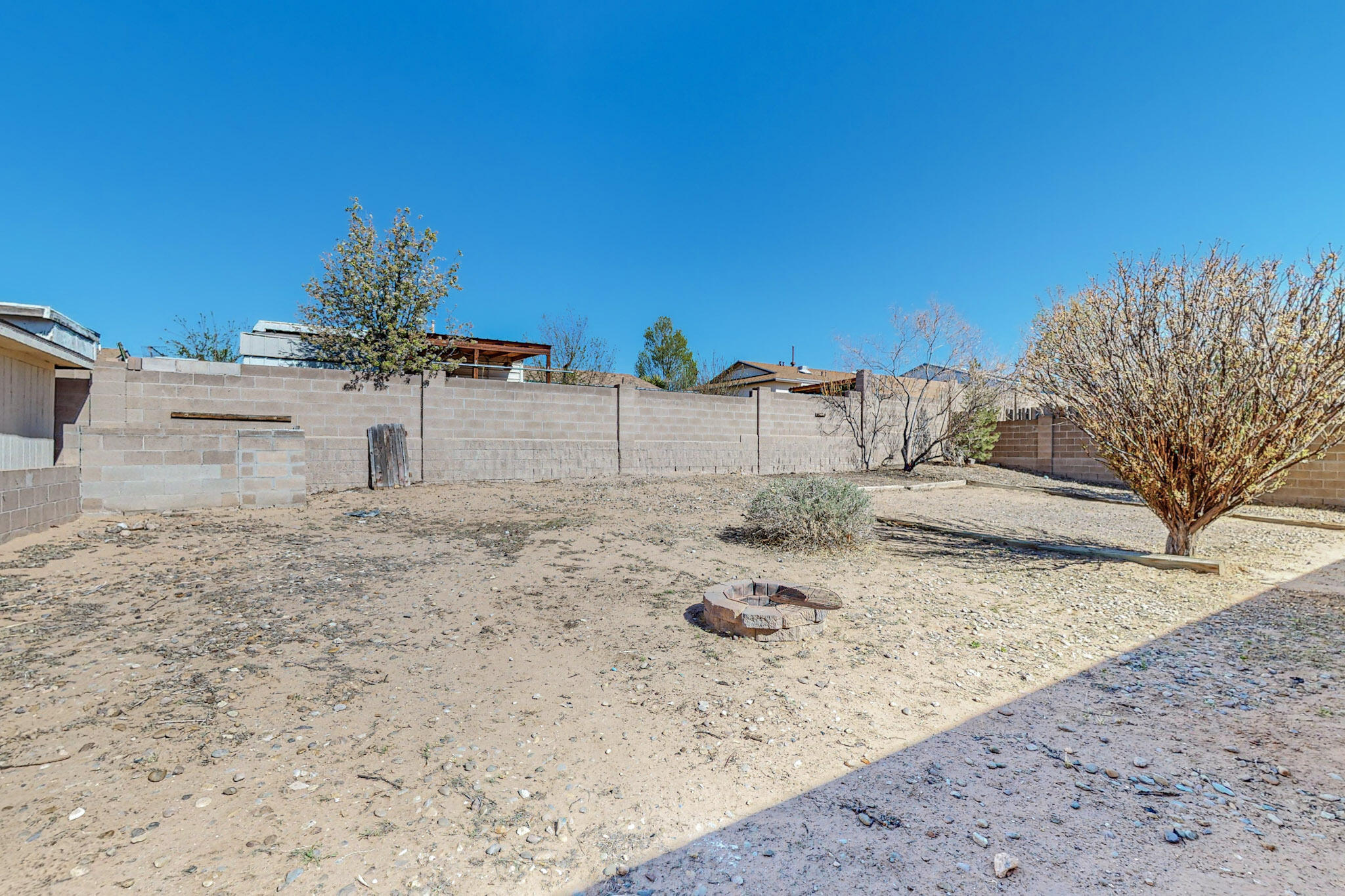 1965 Roanoke Drive NE