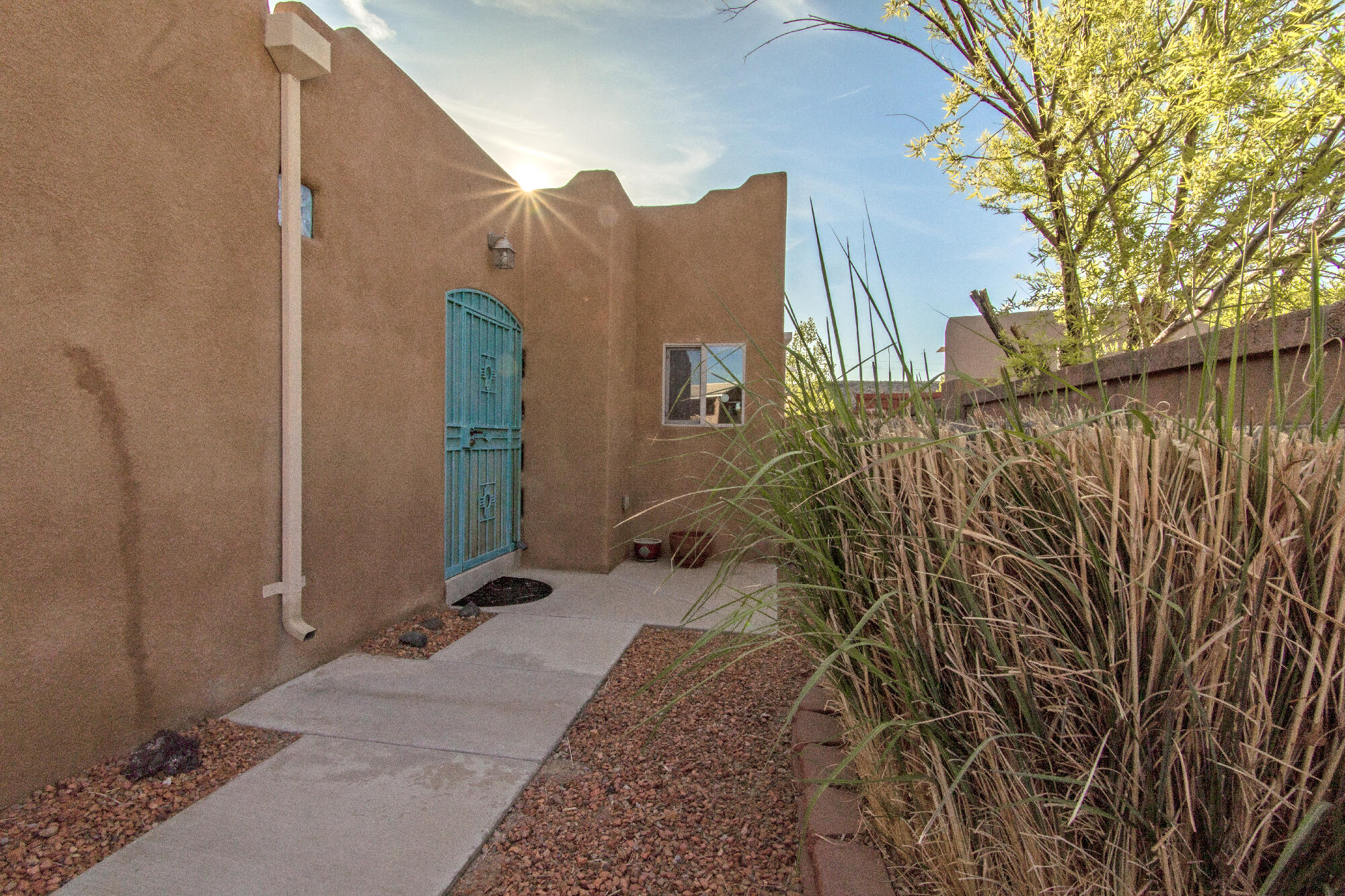 6312 Crabtree Court NW